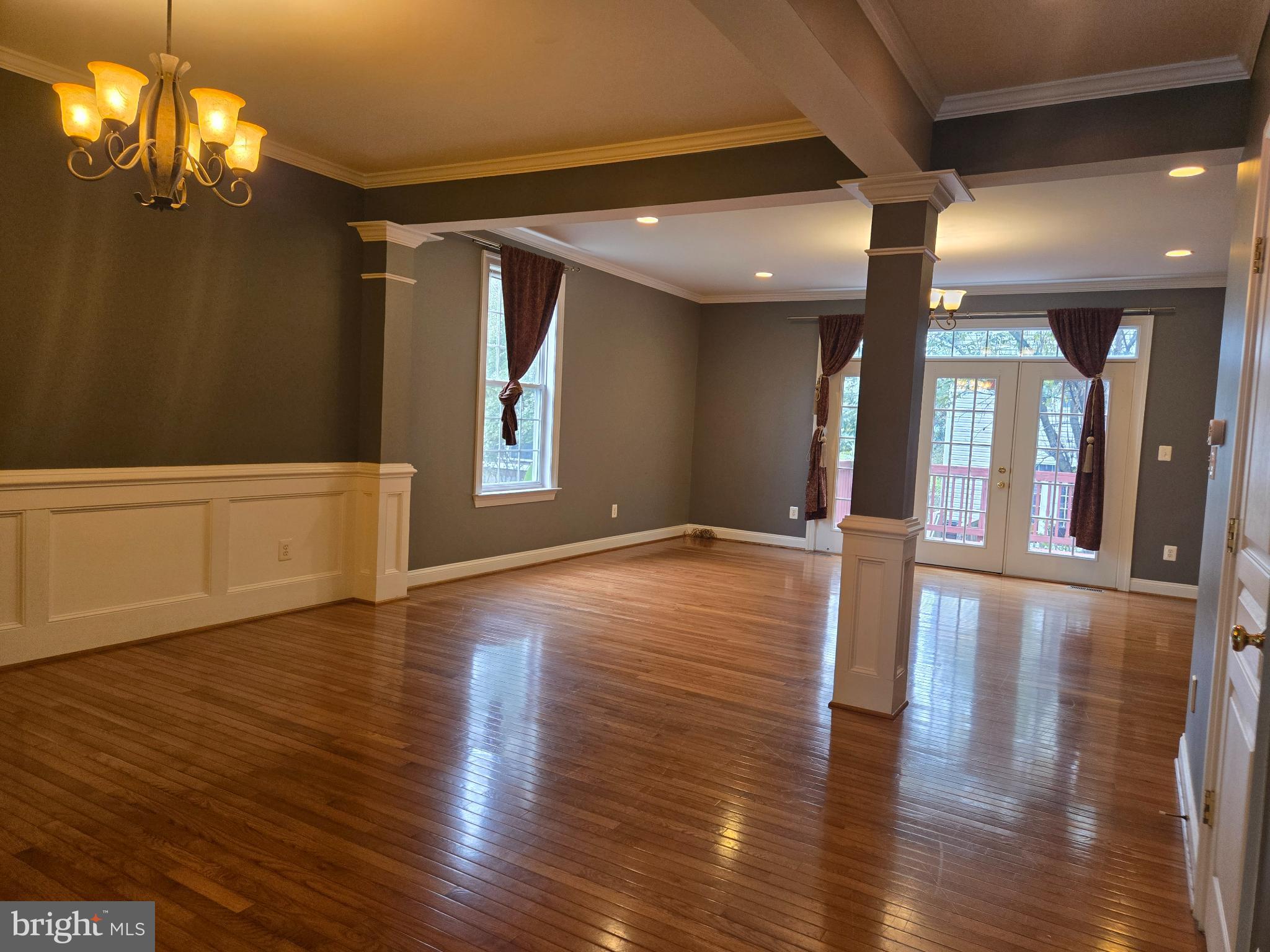 LINCOLNIA - Residential Lease