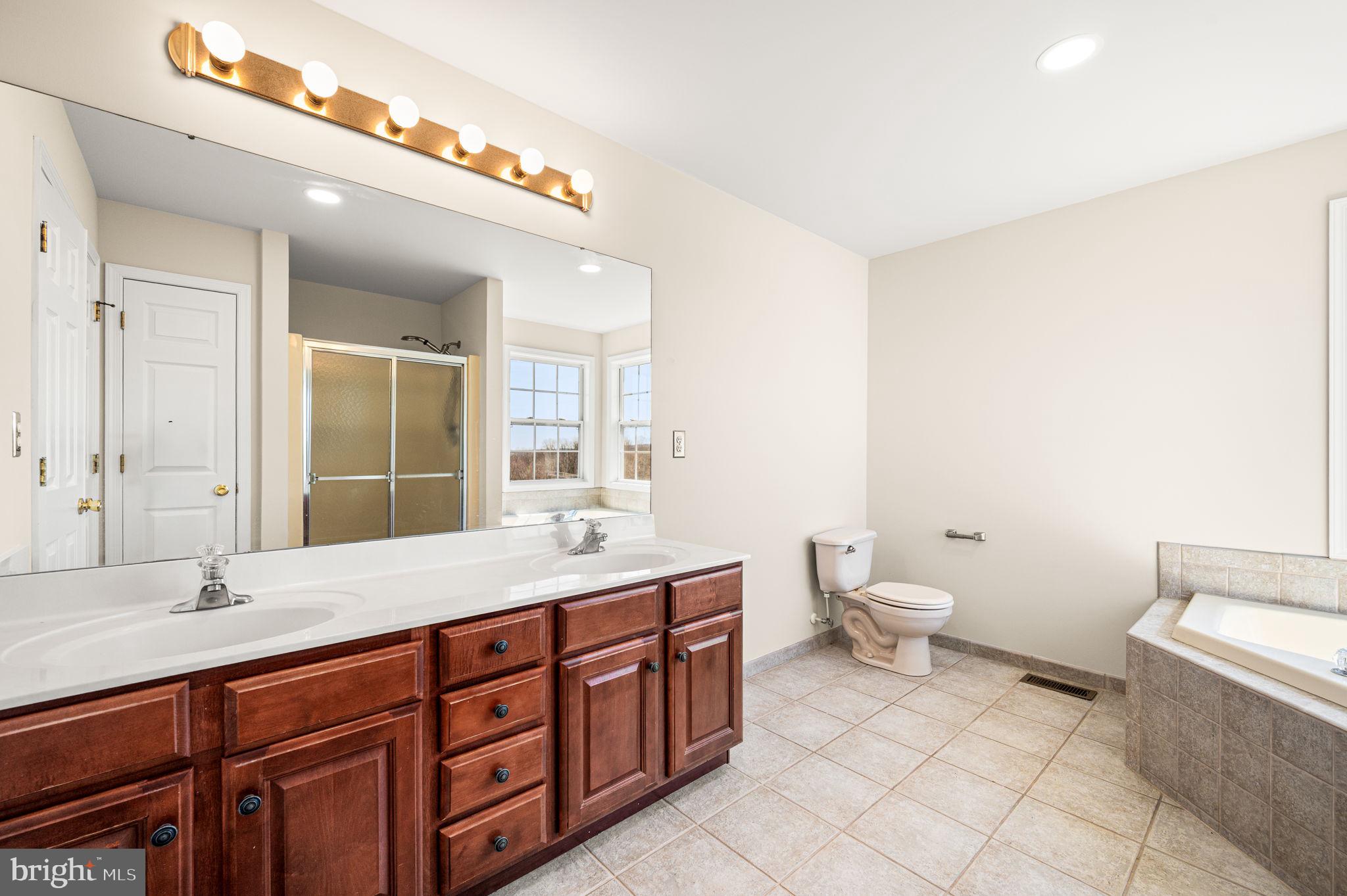 JACOBS RUN - Residential