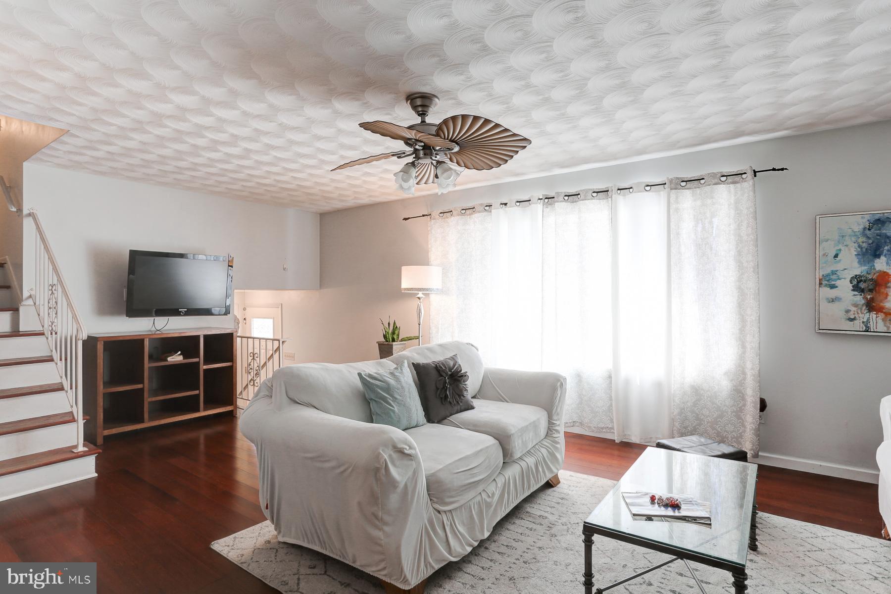 SHIREMAN MANOR - Residential