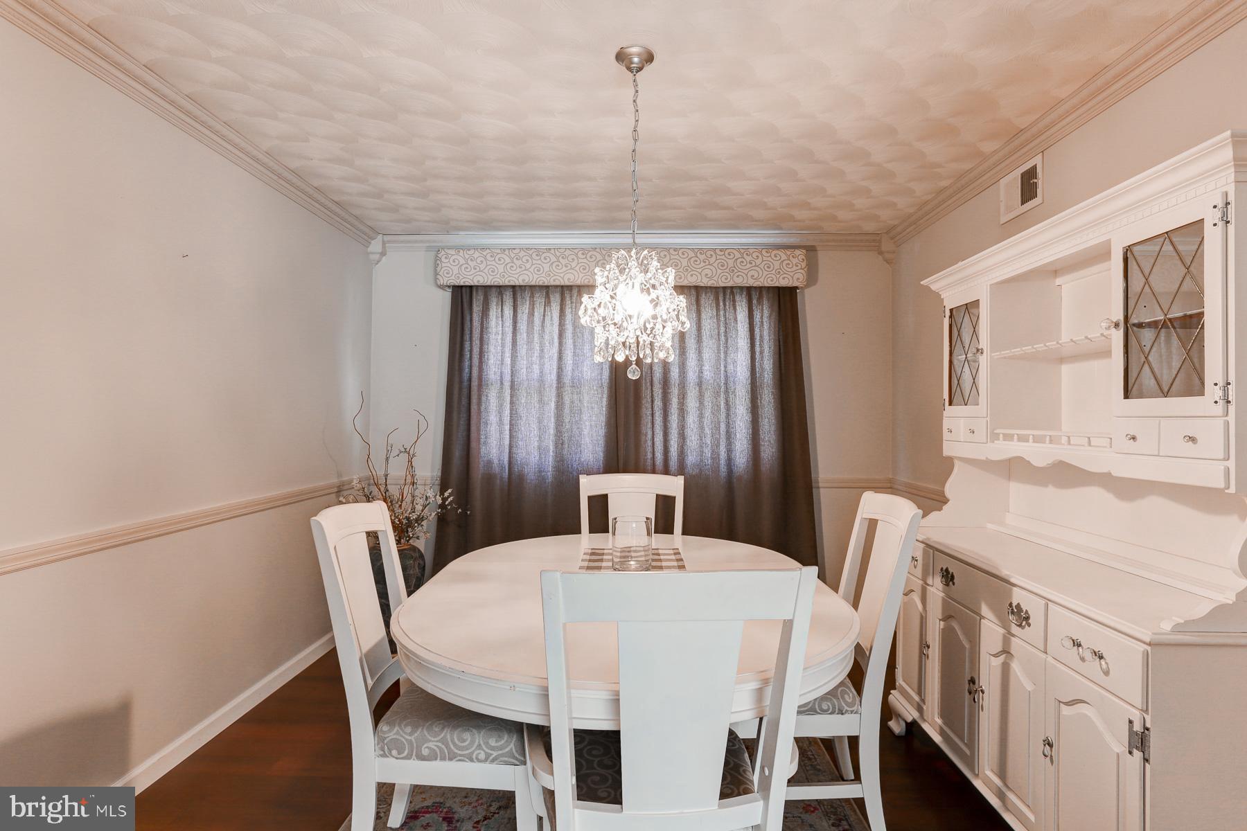 SHIREMAN MANOR - Residential