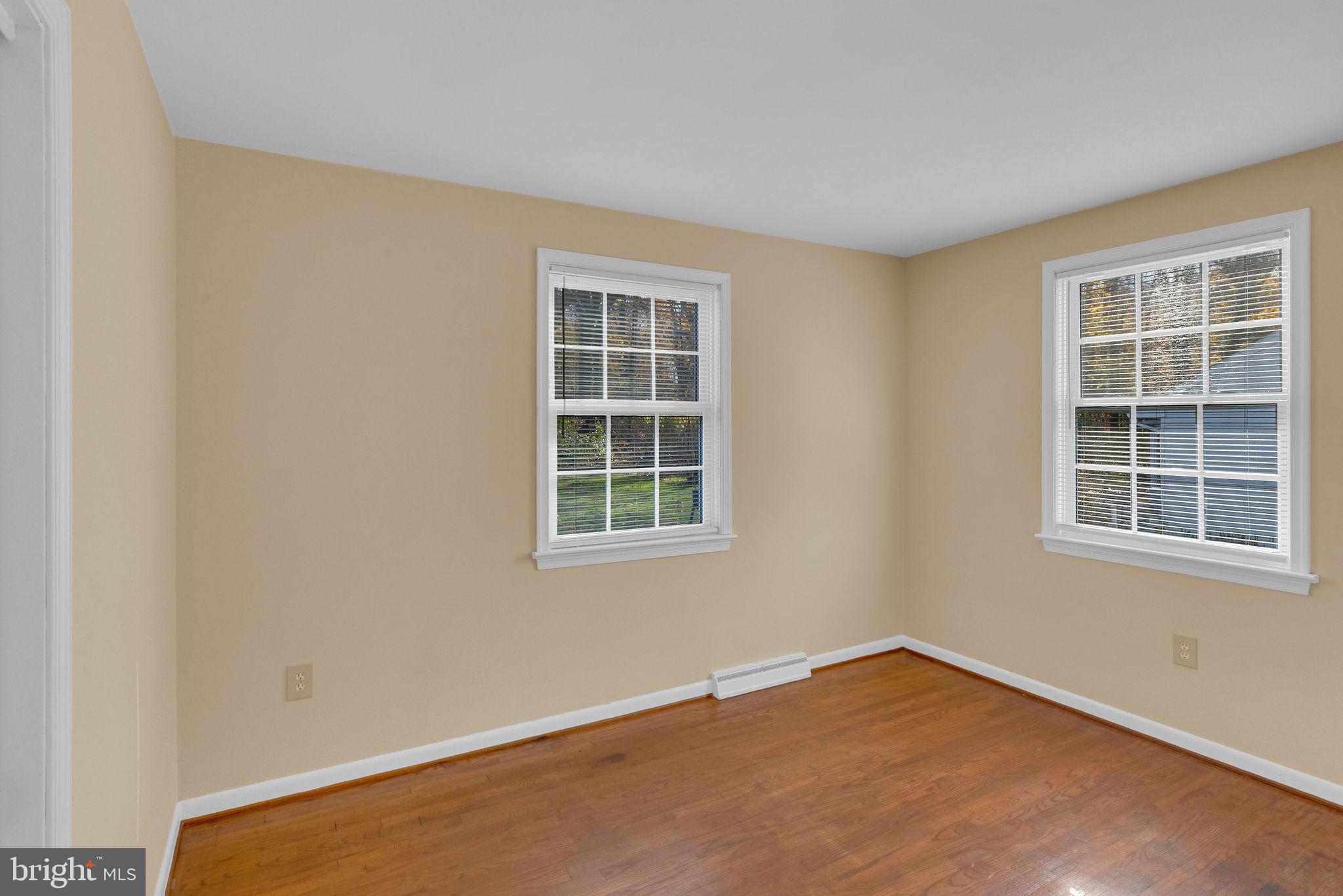 000 - Residential Lease