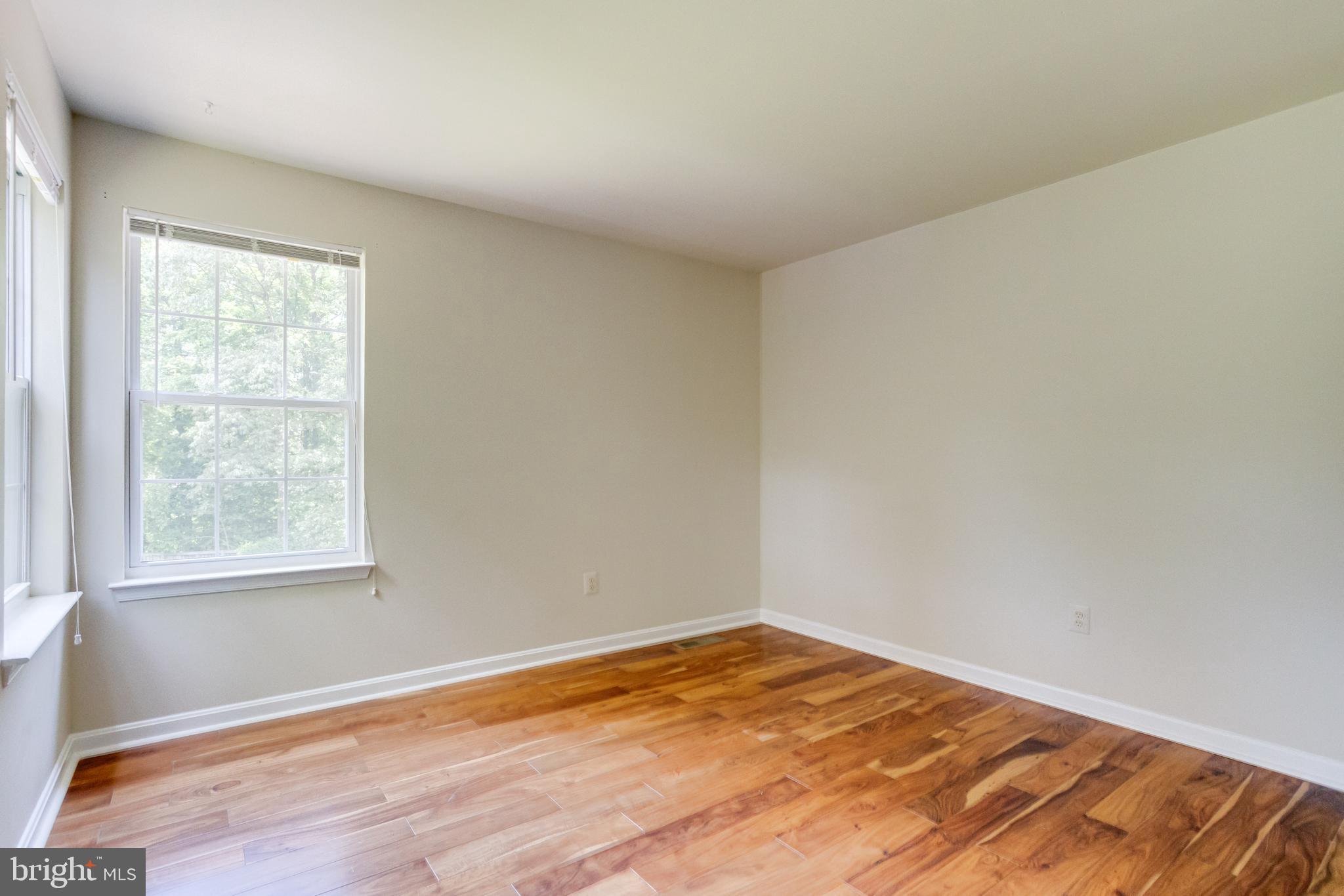 RIVERDALE GLEN - Residential Lease