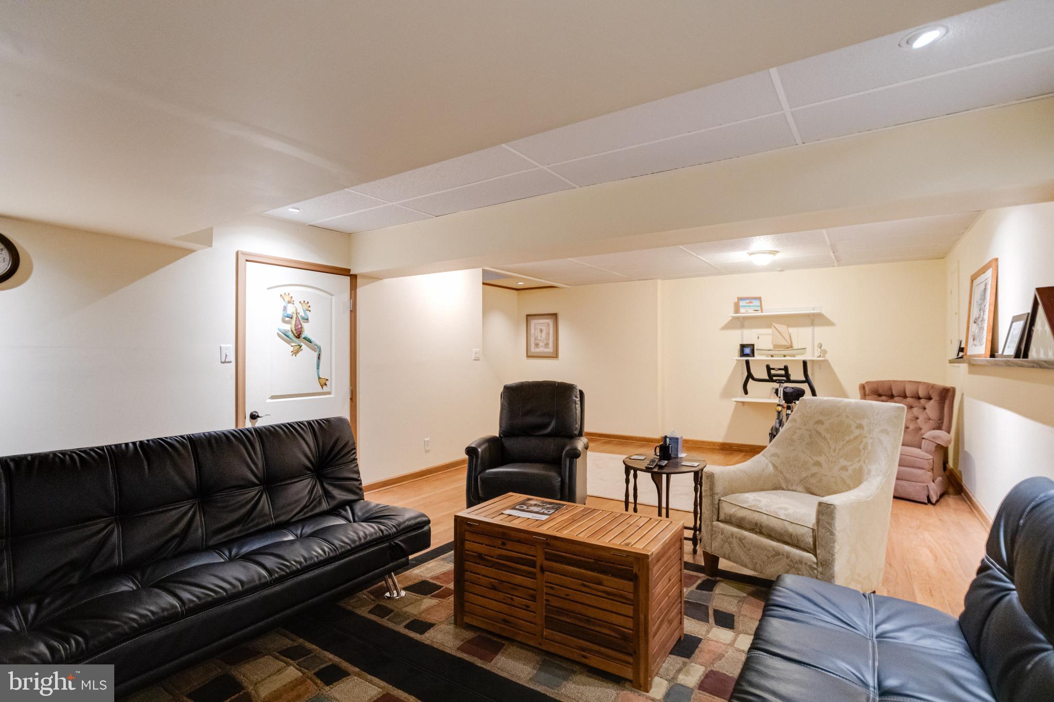 RIVERDALE GLEN - Residential Lease