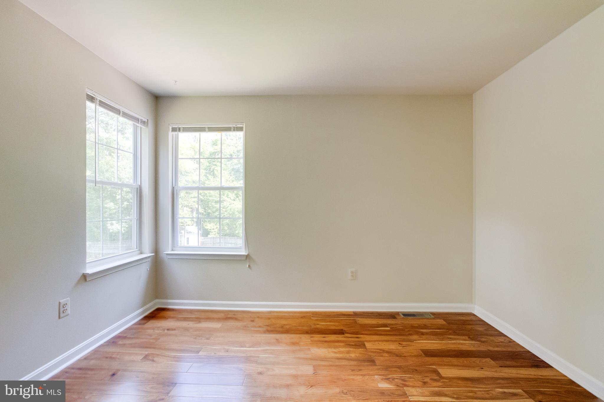 RIVERDALE GLEN - Residential Lease