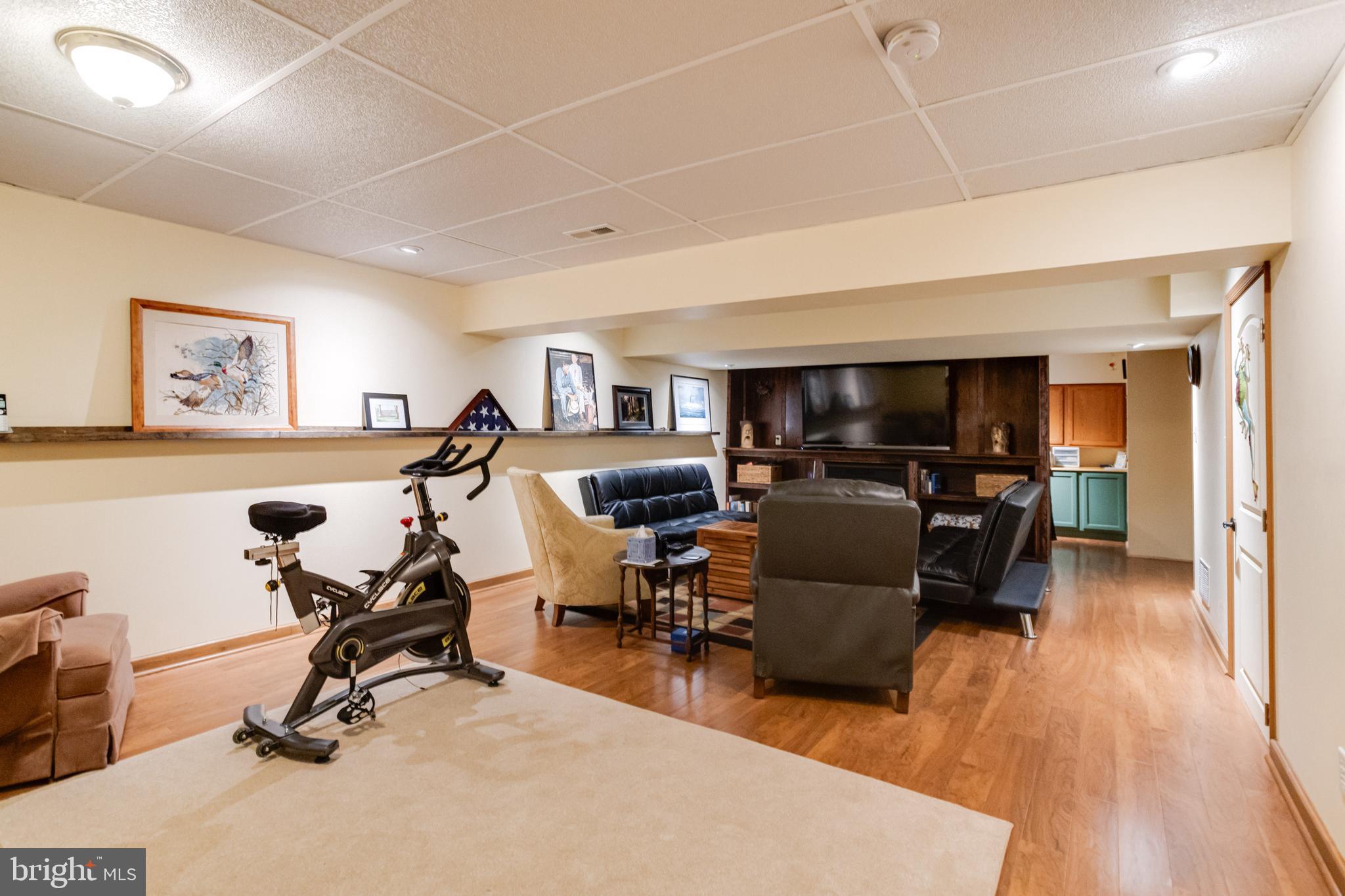 RIVERDALE GLEN - Residential Lease