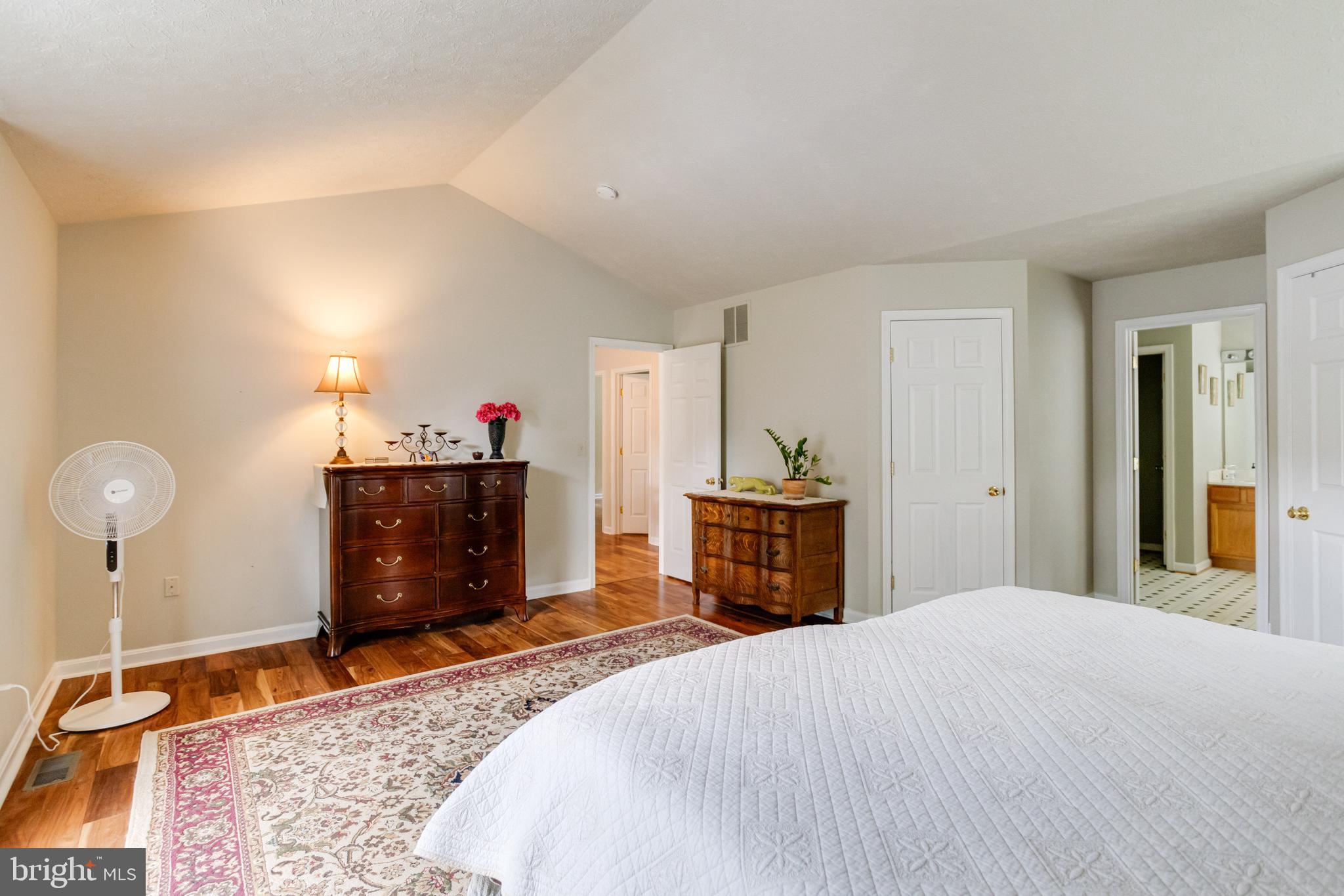 RIVERDALE GLEN - Residential Lease