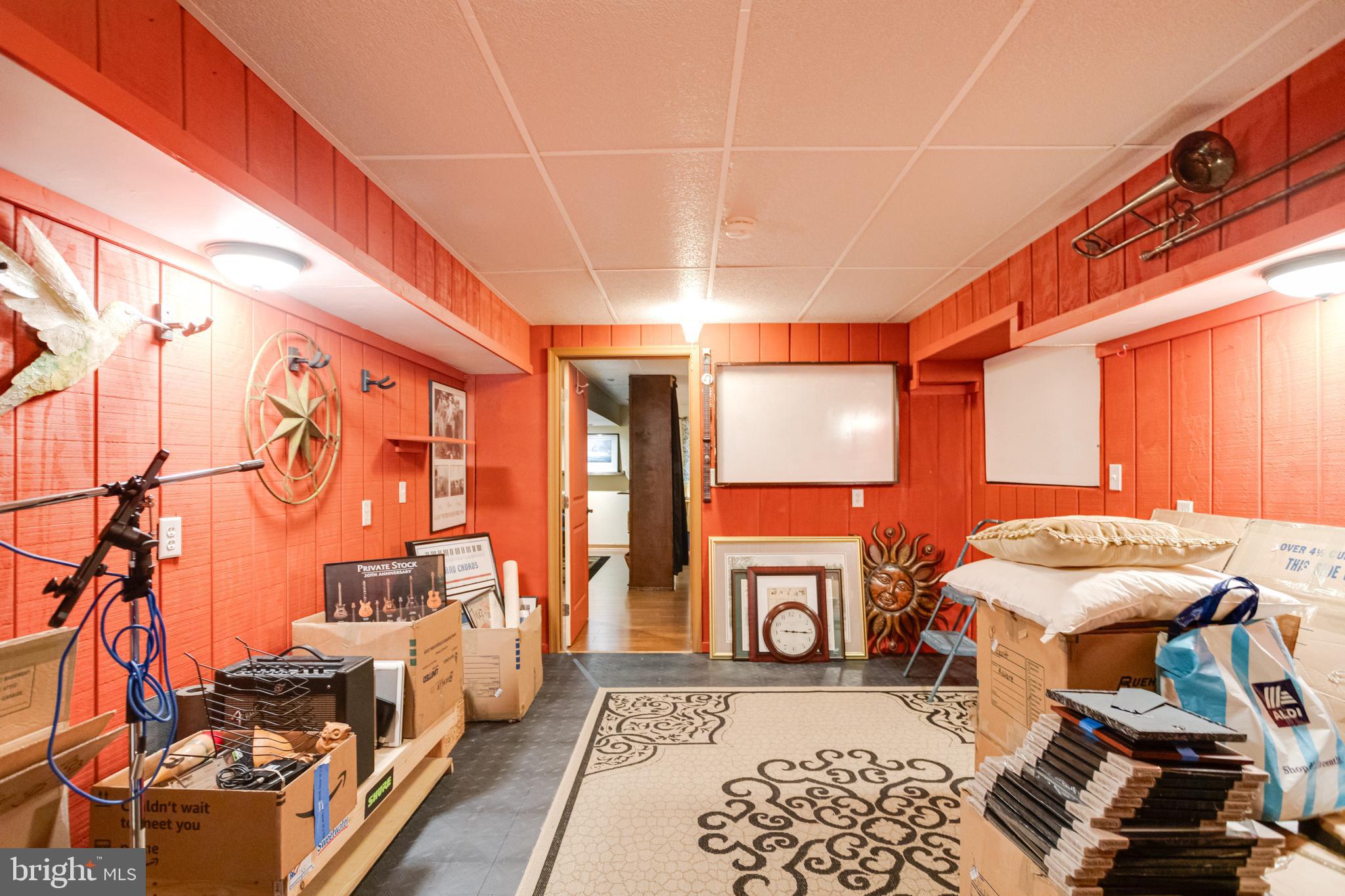 RIVERDALE GLEN - Residential Lease