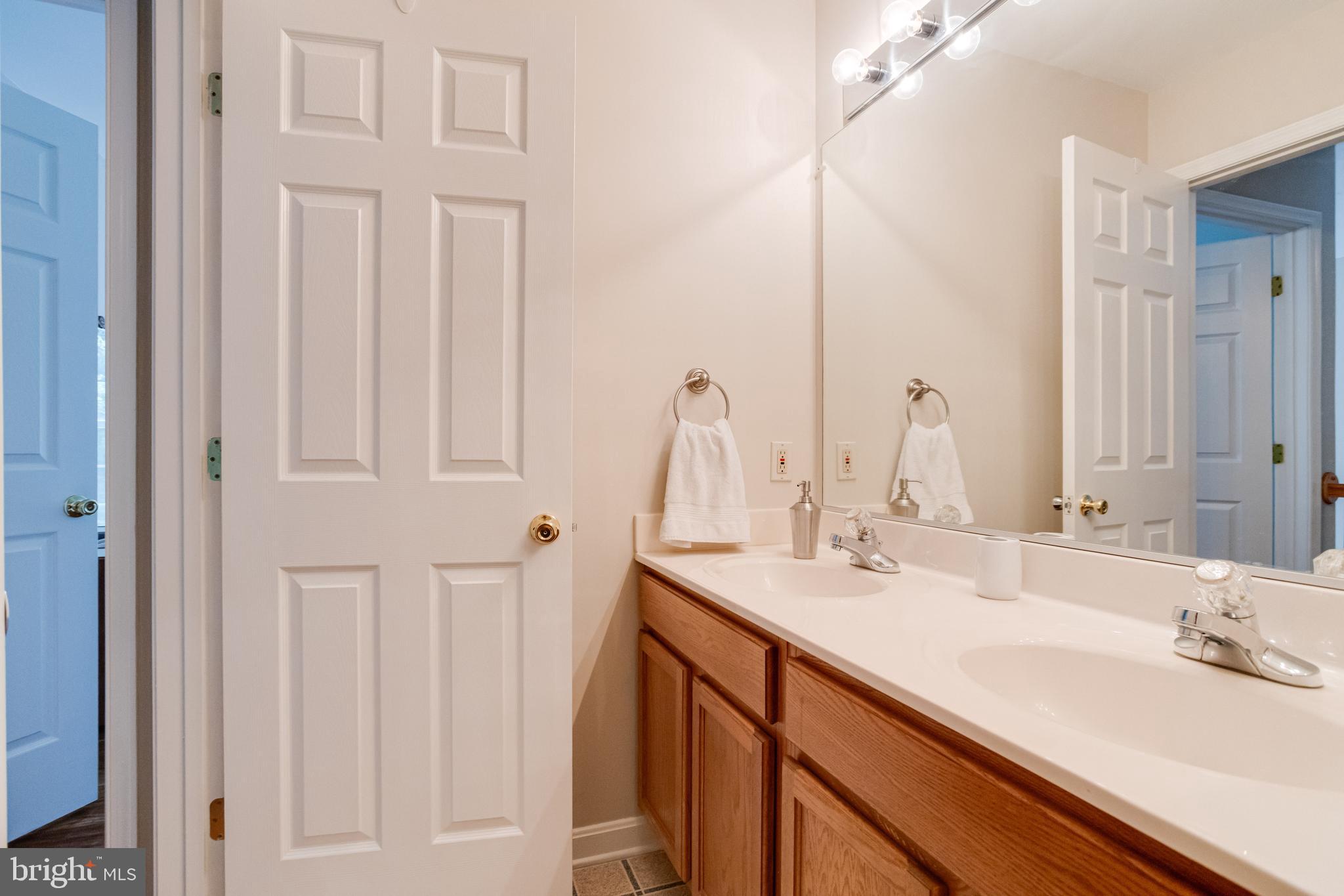 RIVERDALE GLEN - Residential Lease