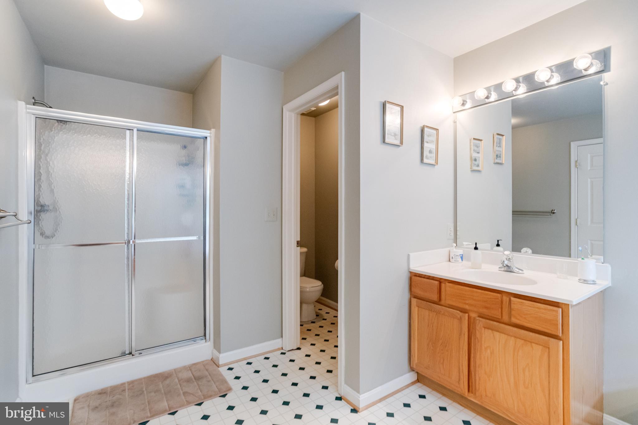 RIVERDALE GLEN - Residential Lease