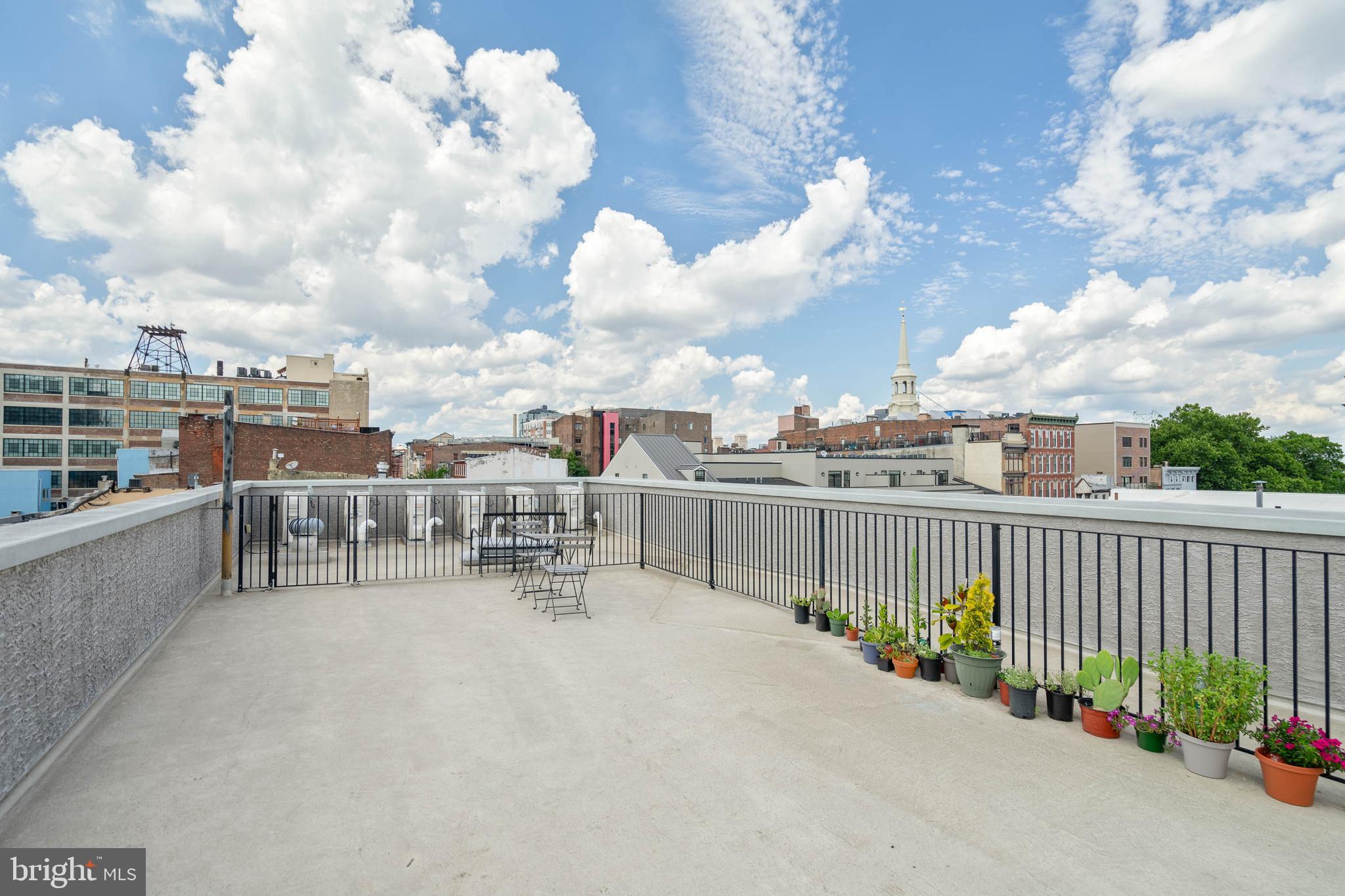 OLD CITY - Residential Lease