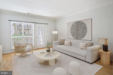 4560 STRUTFIELD LANE 1212 ALEXANDRIA VA 22311