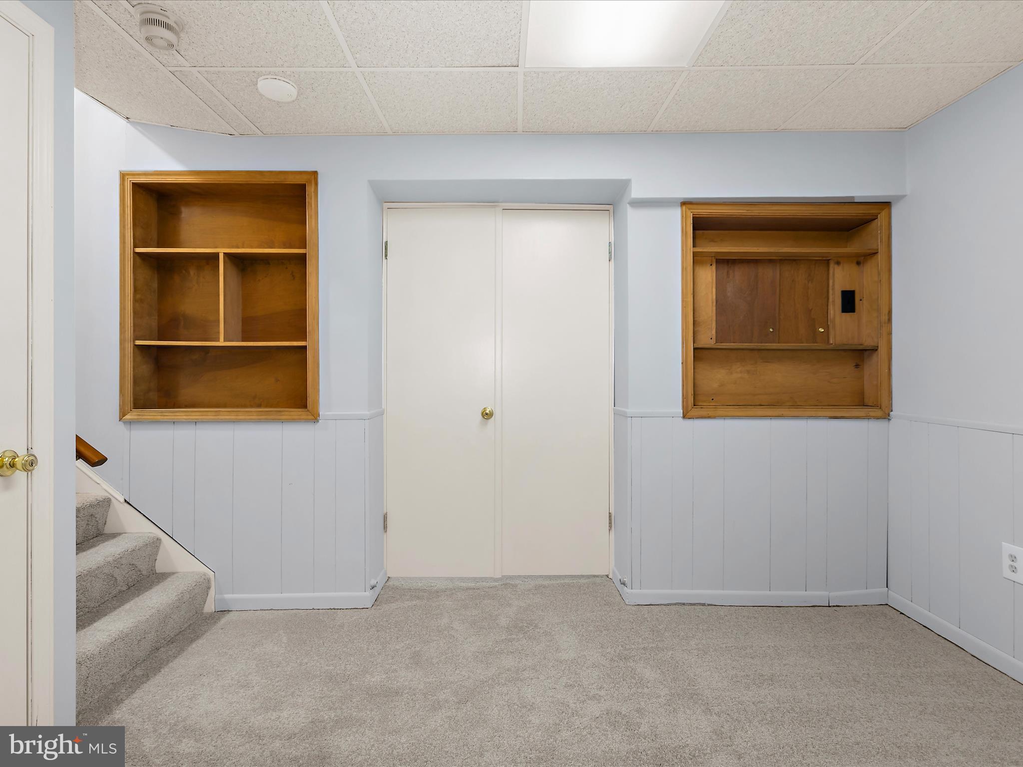 MURRAY HILL - Residential