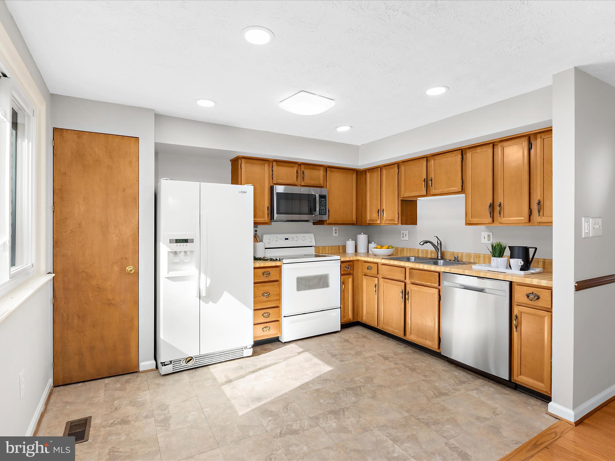 MURRAY HILL - Residential