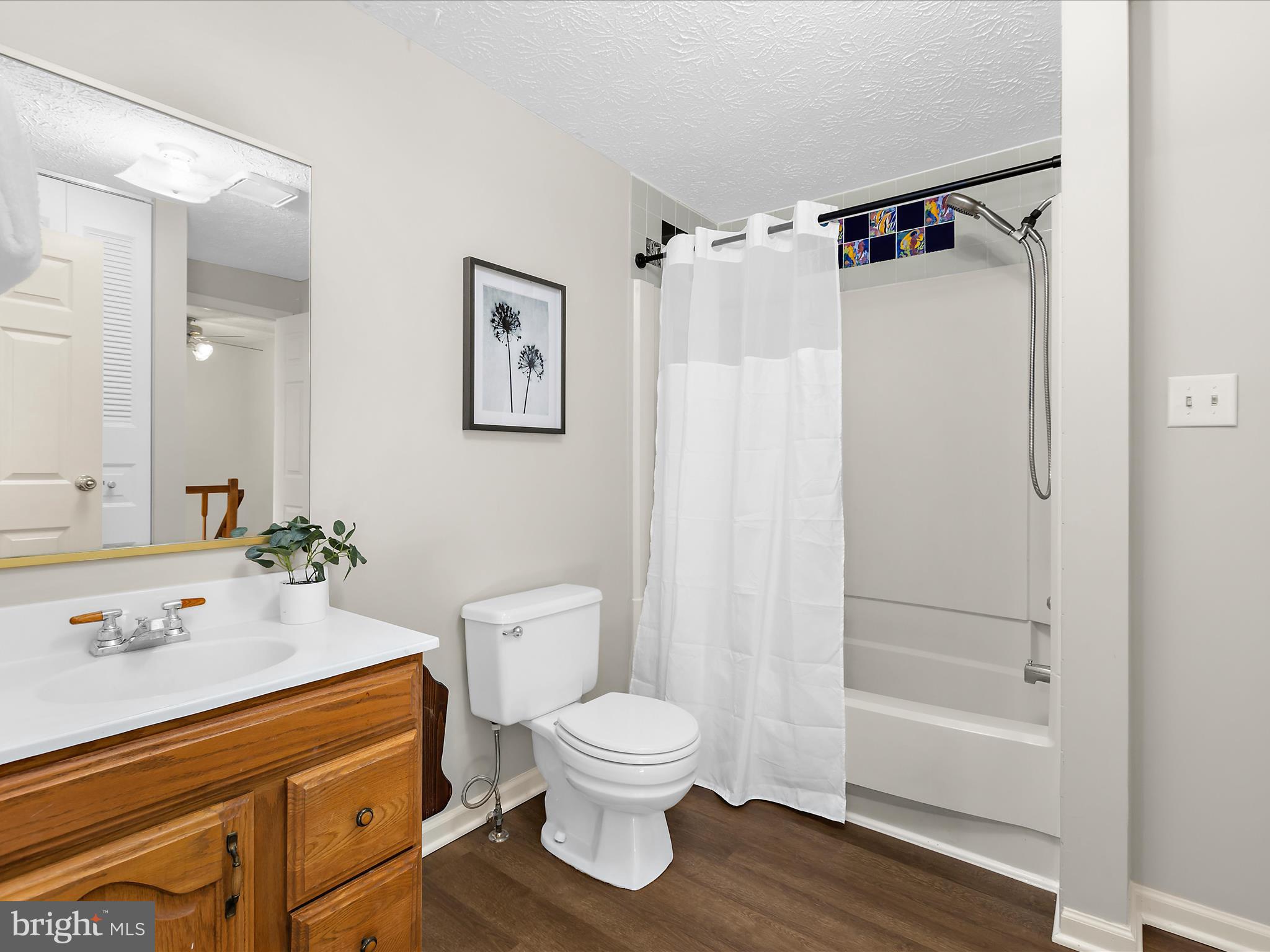 MURRAY HILL - Residential