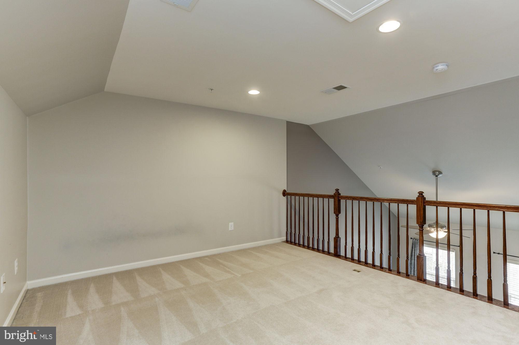 DORSEY CROSSING - Residential Lease