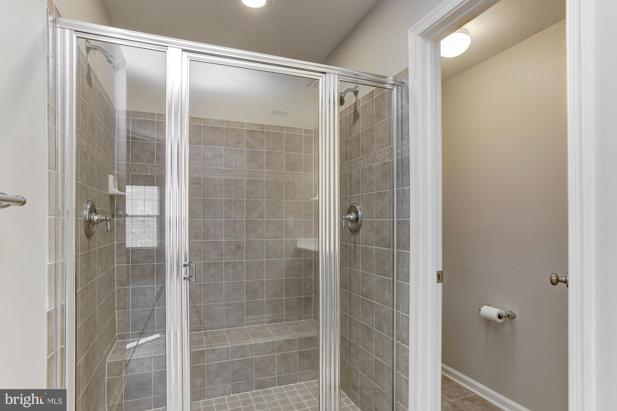 DORSEY CROSSING - Residential Lease