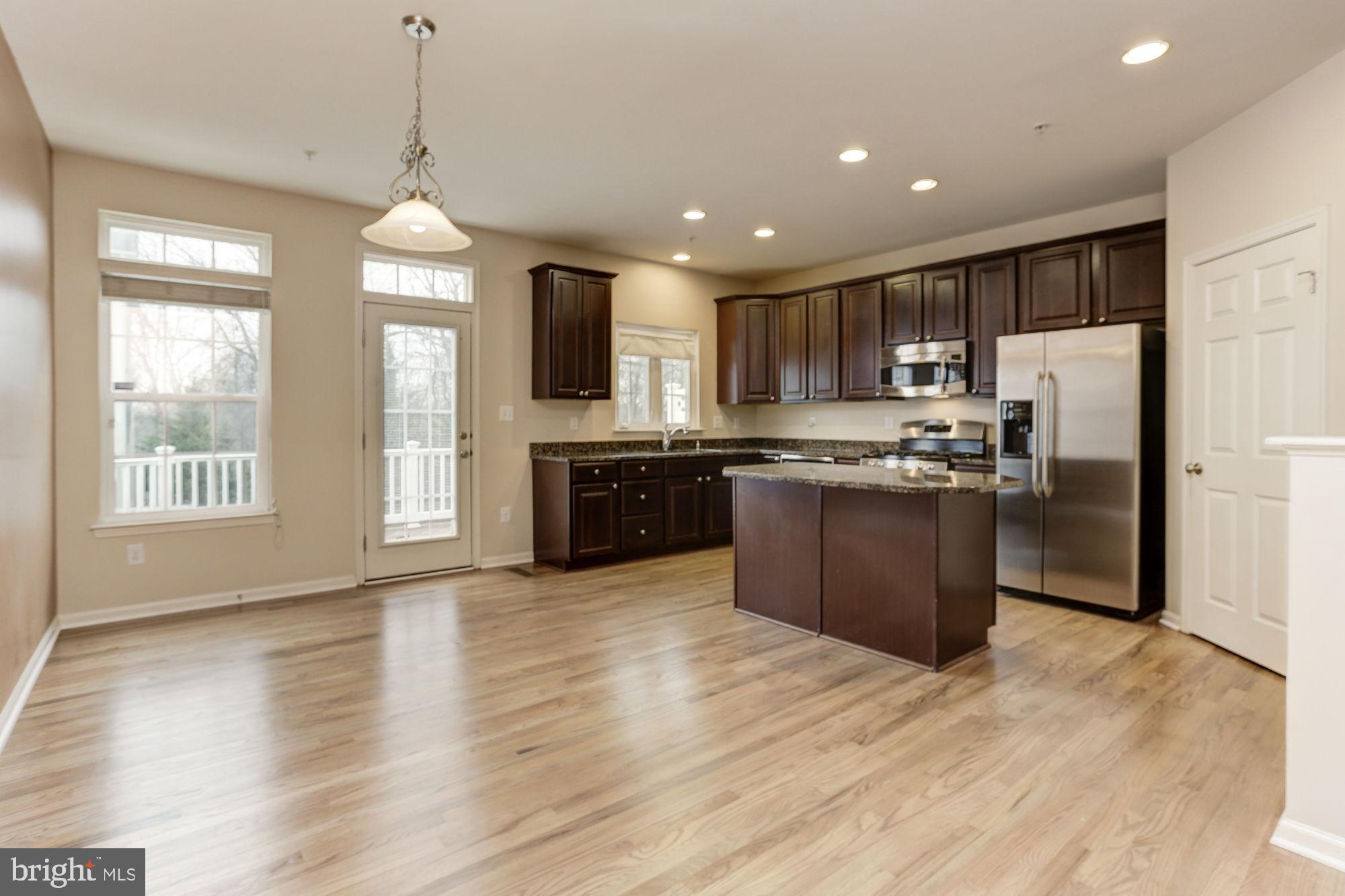 DORSEY CROSSING - Residential Lease