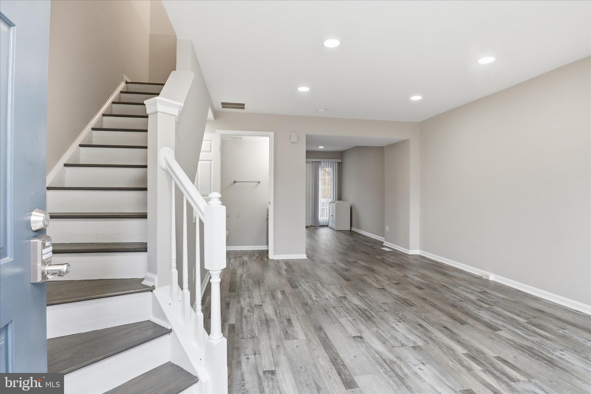 2038 STARGRASS COURT