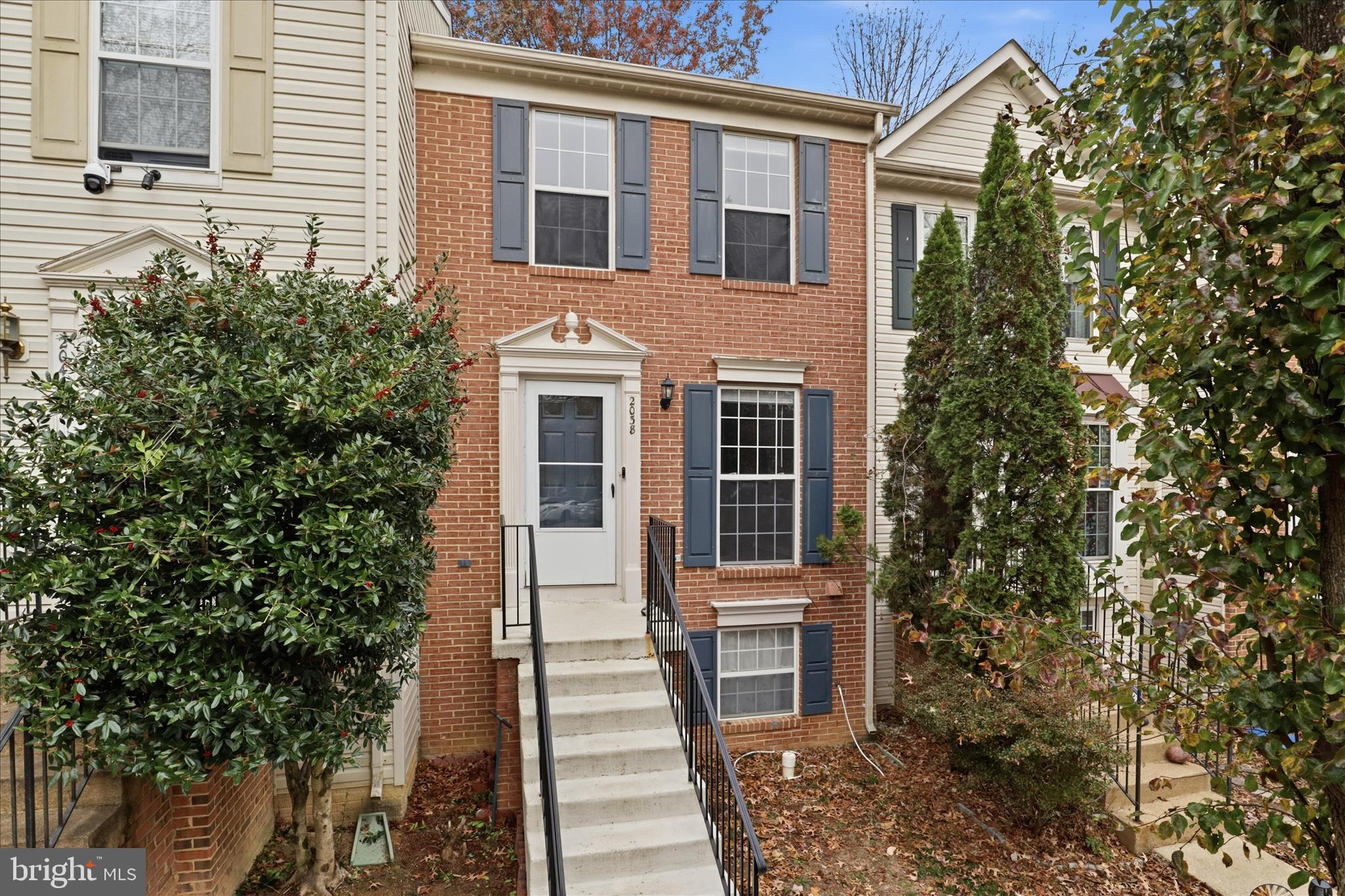 2038 STARGRASS COURT