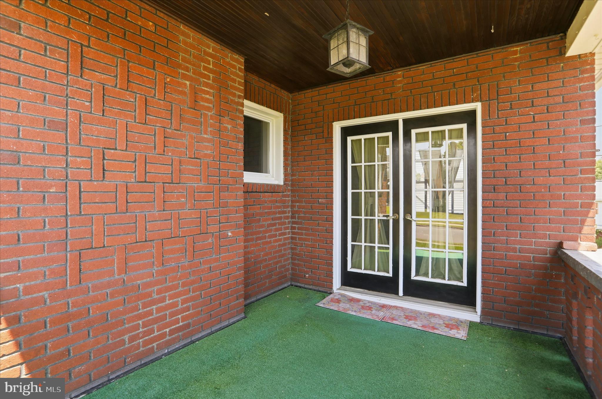 710 MONTGOMERY AVENUE
