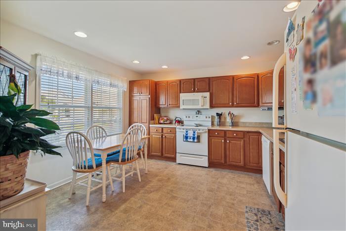 ELLINGTON - Residential