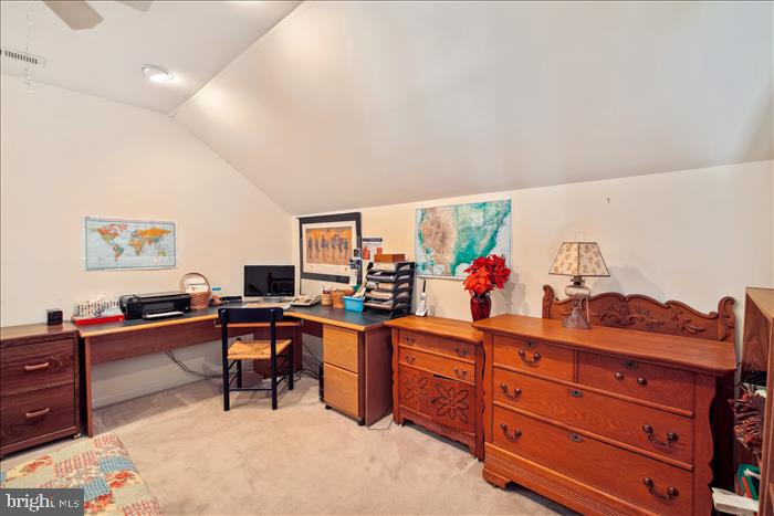 ELLINGTON - Residential