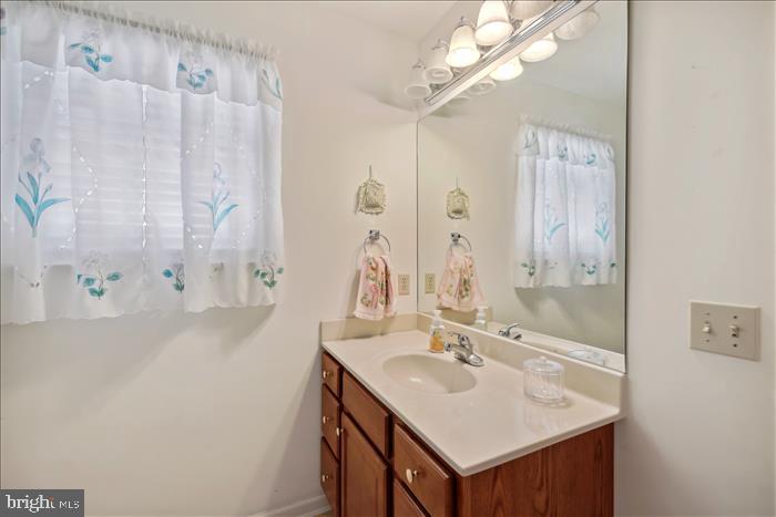 ELLINGTON - Residential