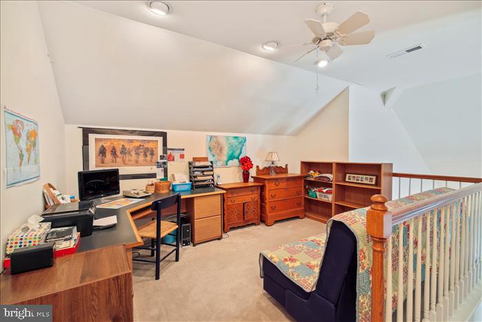 ELLINGTON - Residential