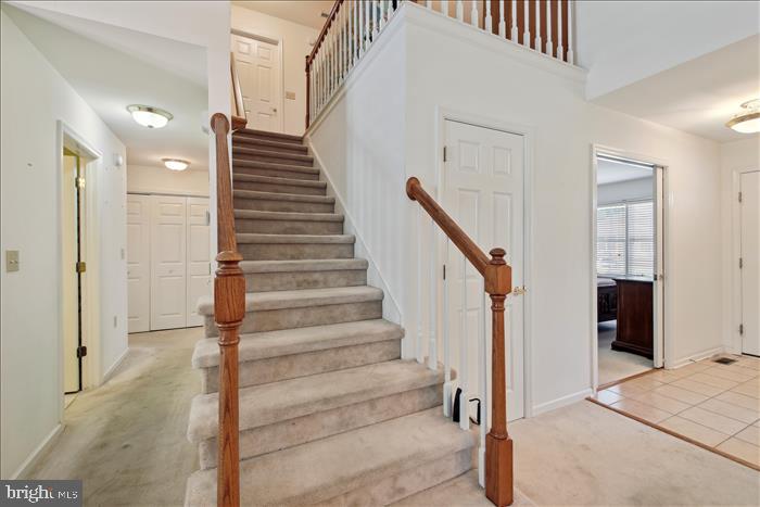 ELLINGTON - Residential