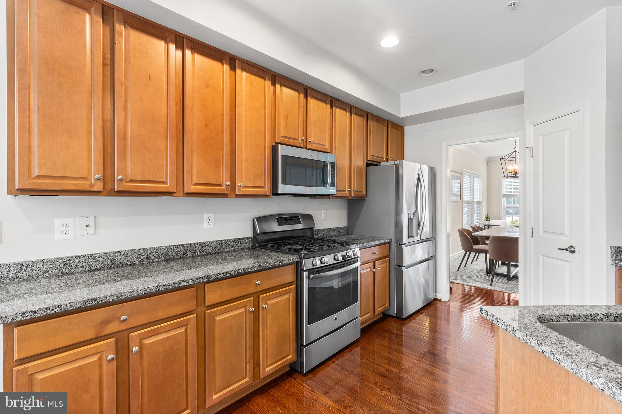1263 DERRY LANE
