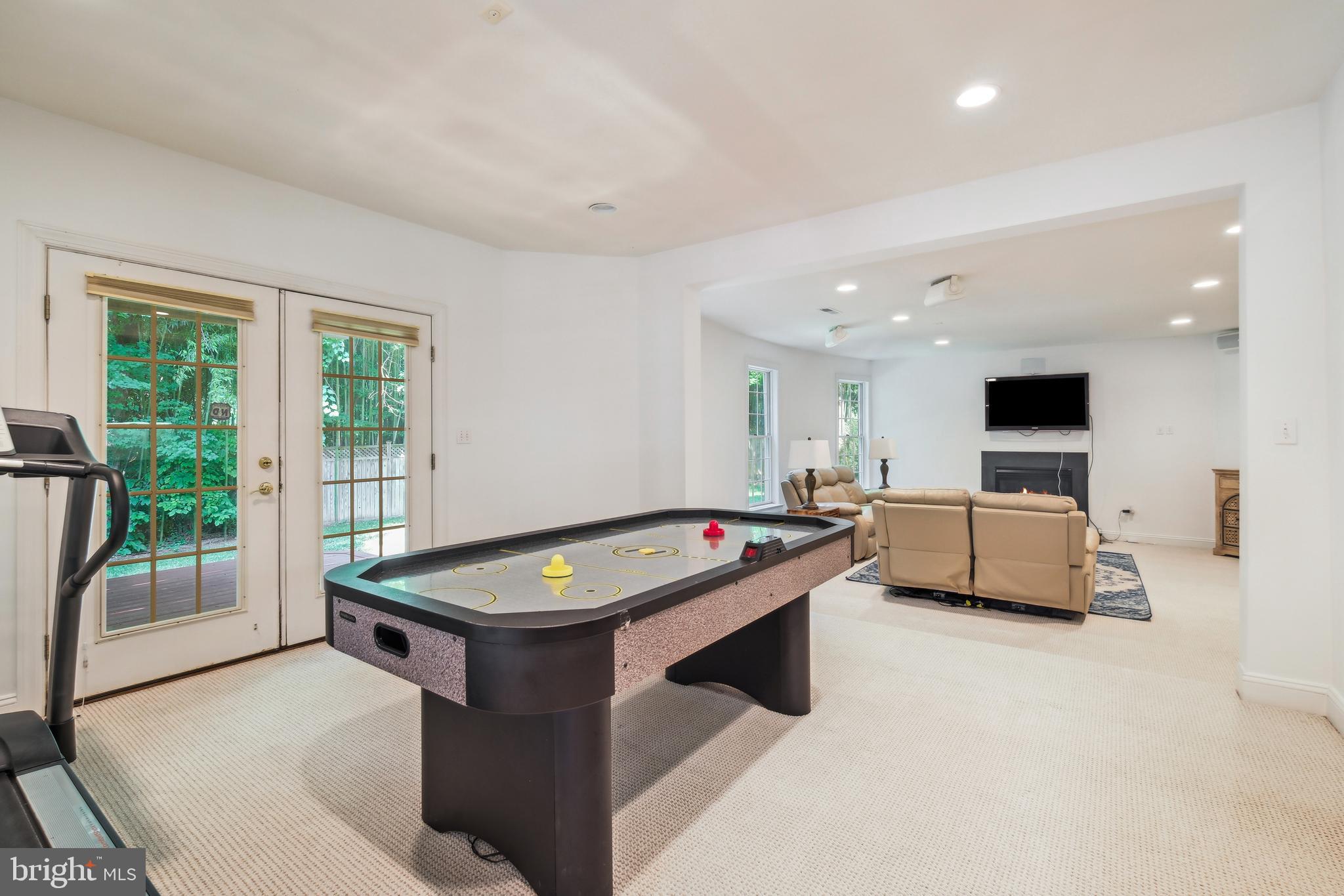 WEST BETHESDA PARK - Residential