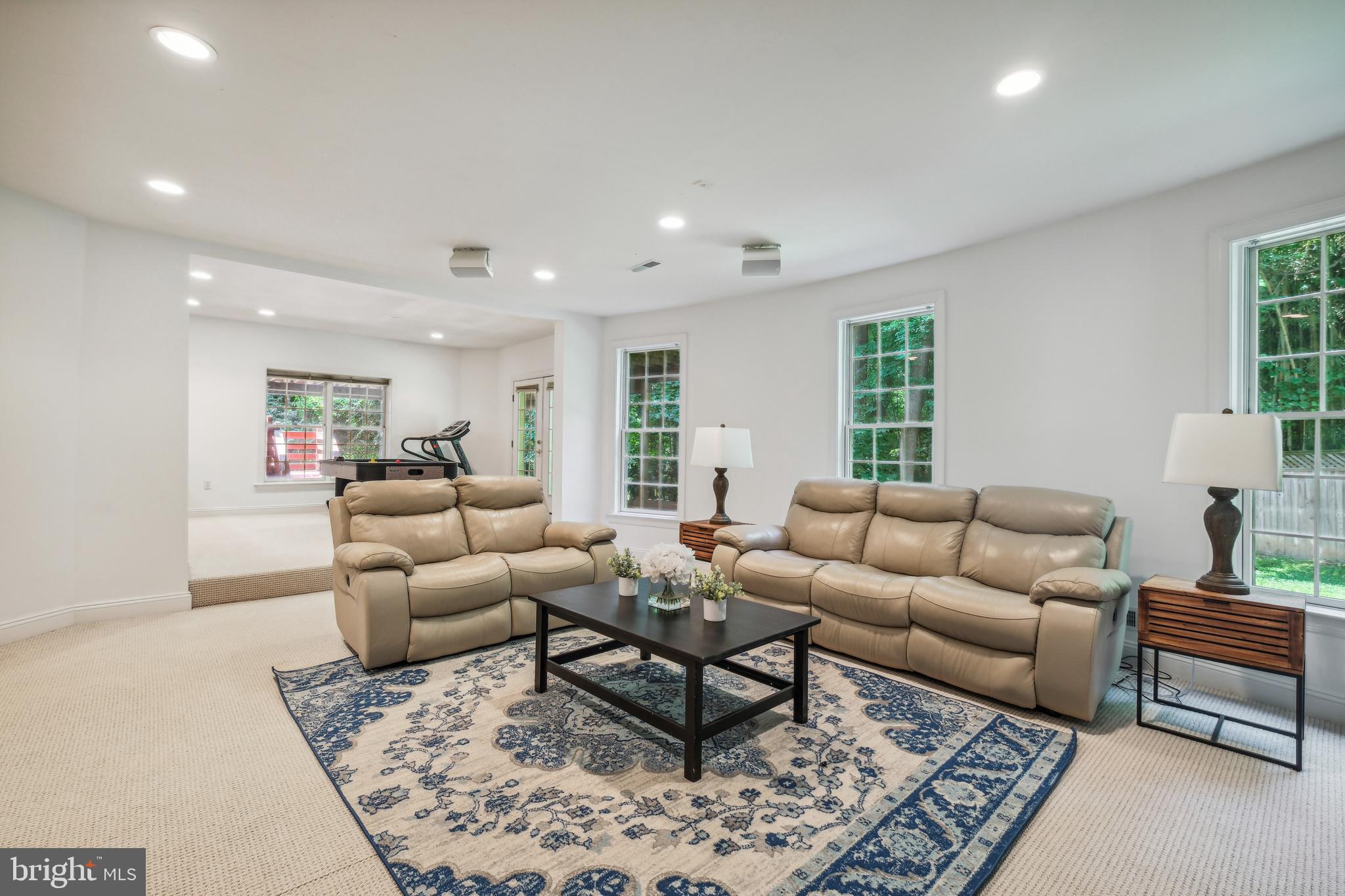 WEST BETHESDA PARK - Residential