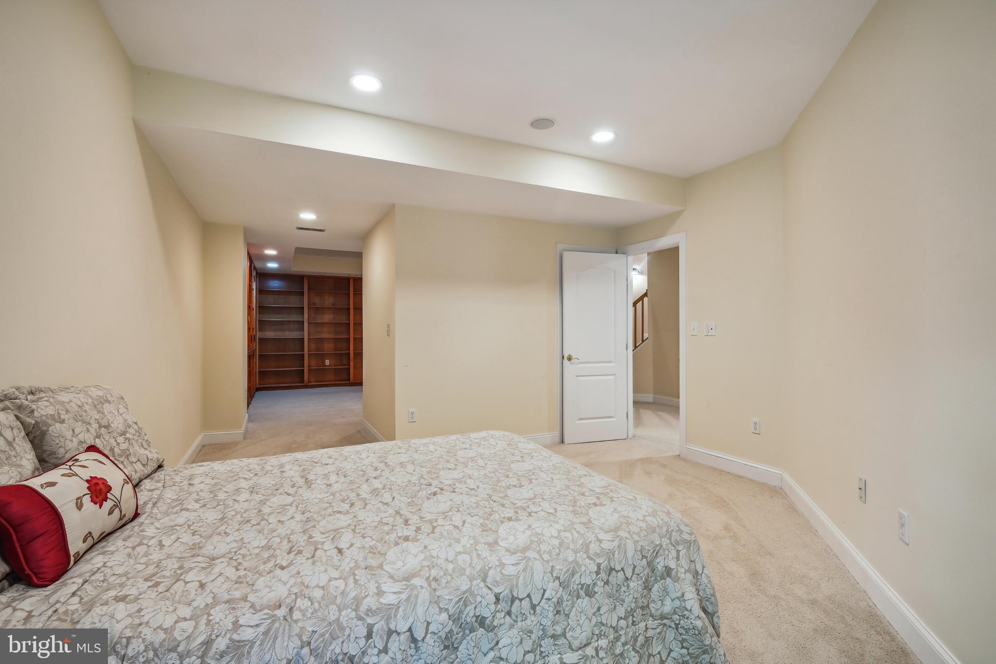 WEST BETHESDA PARK - Residential