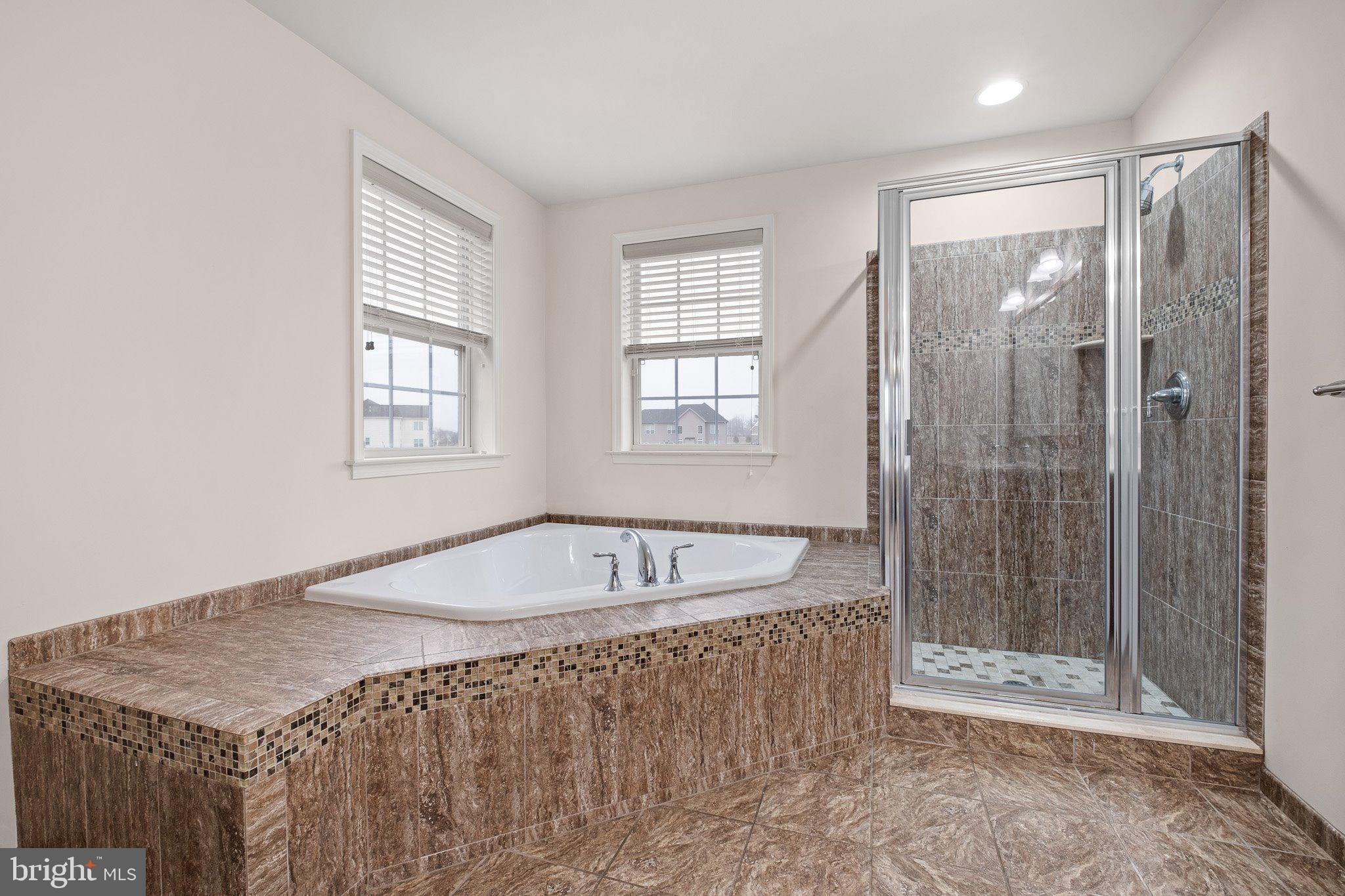 HIGH POINTE AT ST GE - Residential