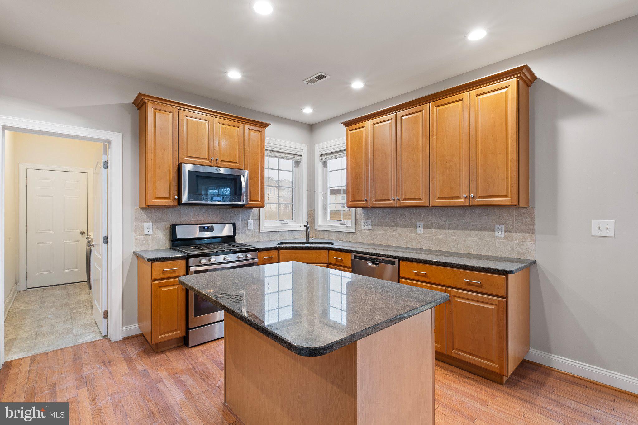 HIGH POINTE AT ST GE - Residential