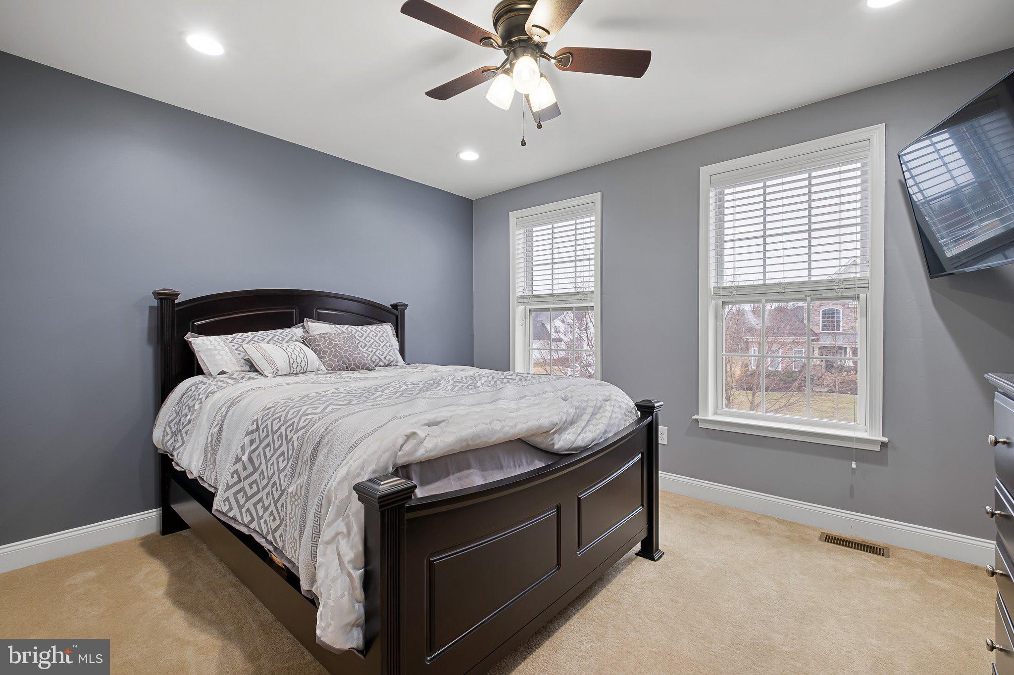 HIGH POINTE AT ST GE - Residential