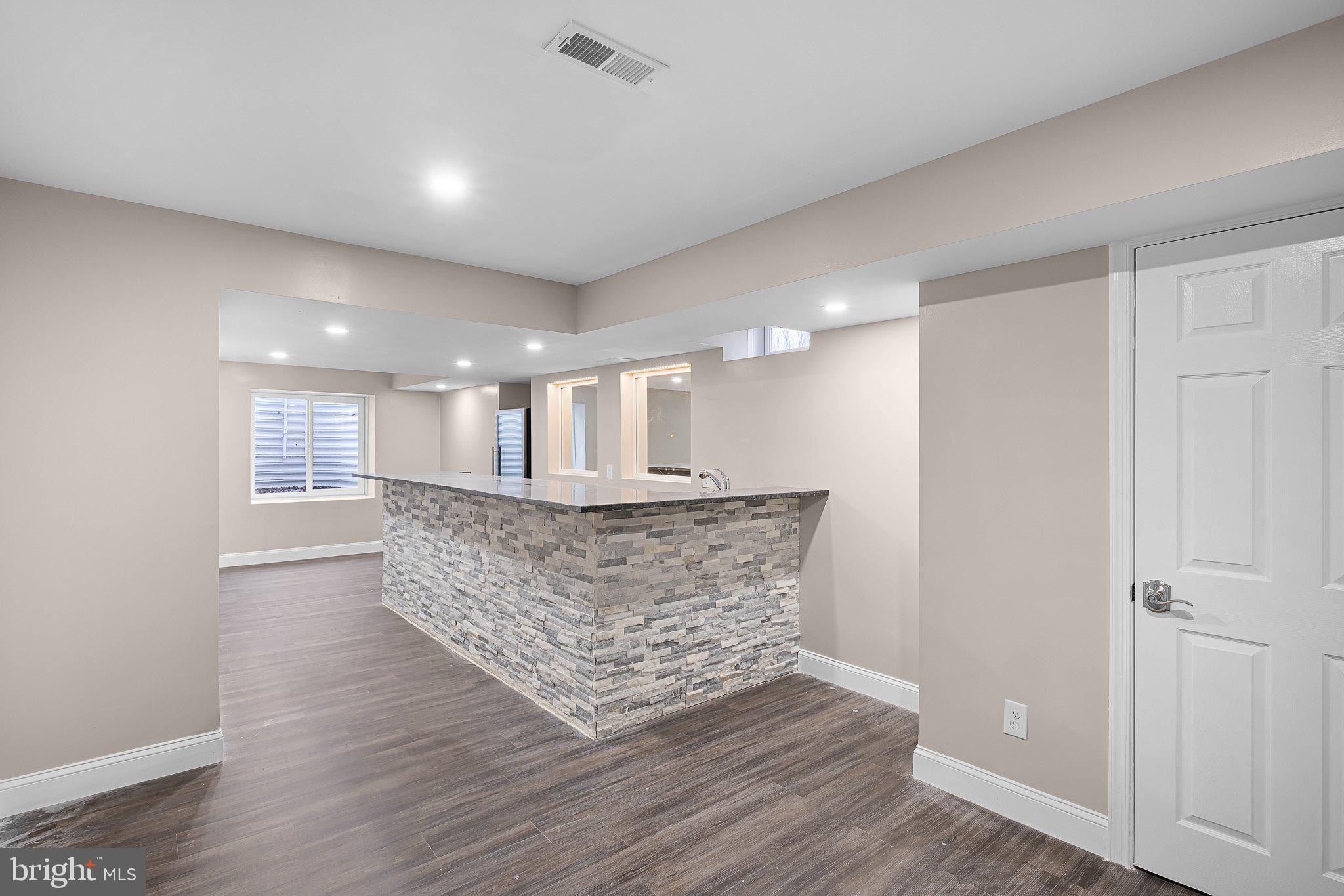 HIGH POINTE AT ST GE - Residential