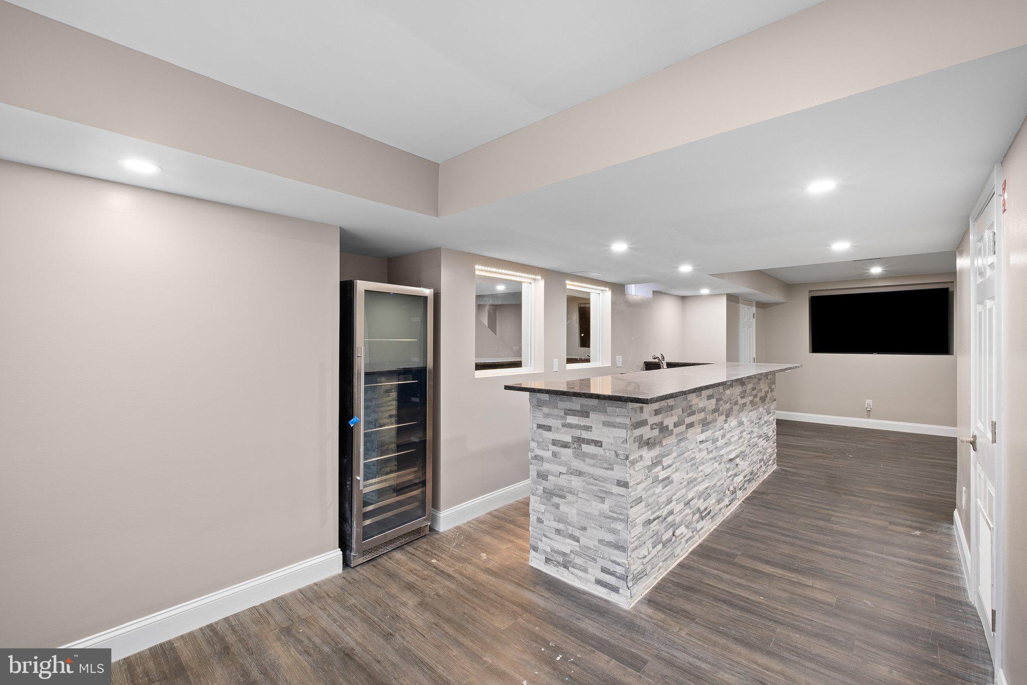 HIGH POINTE AT ST GE - Residential