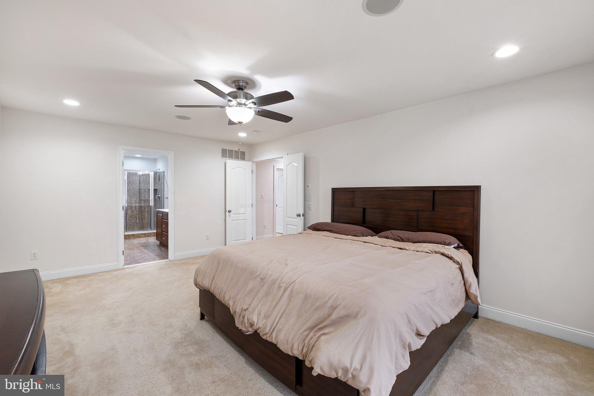 HIGH POINTE AT ST GE - Residential