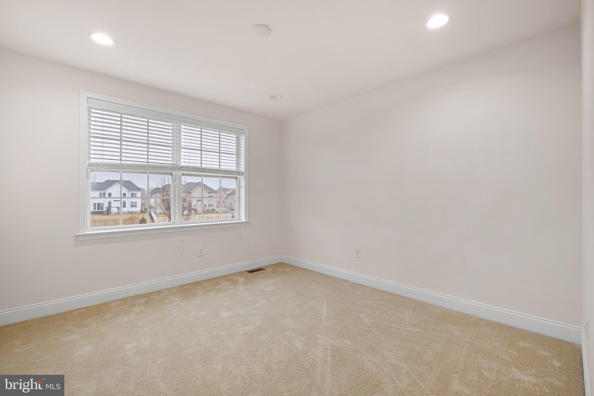 HIGH POINTE AT ST GE - Residential