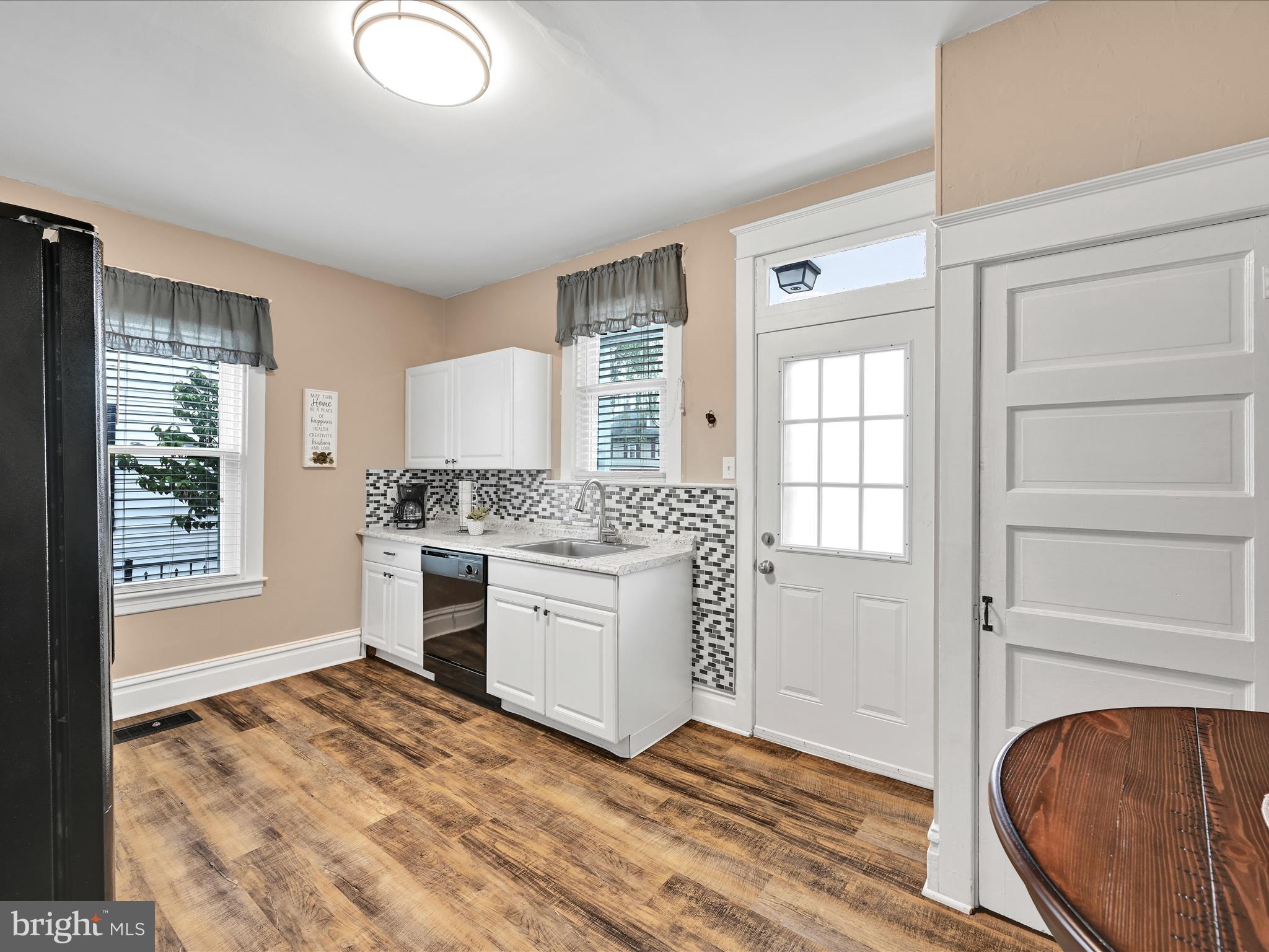 NEW CUMBERLAND BOROUGH - Residential