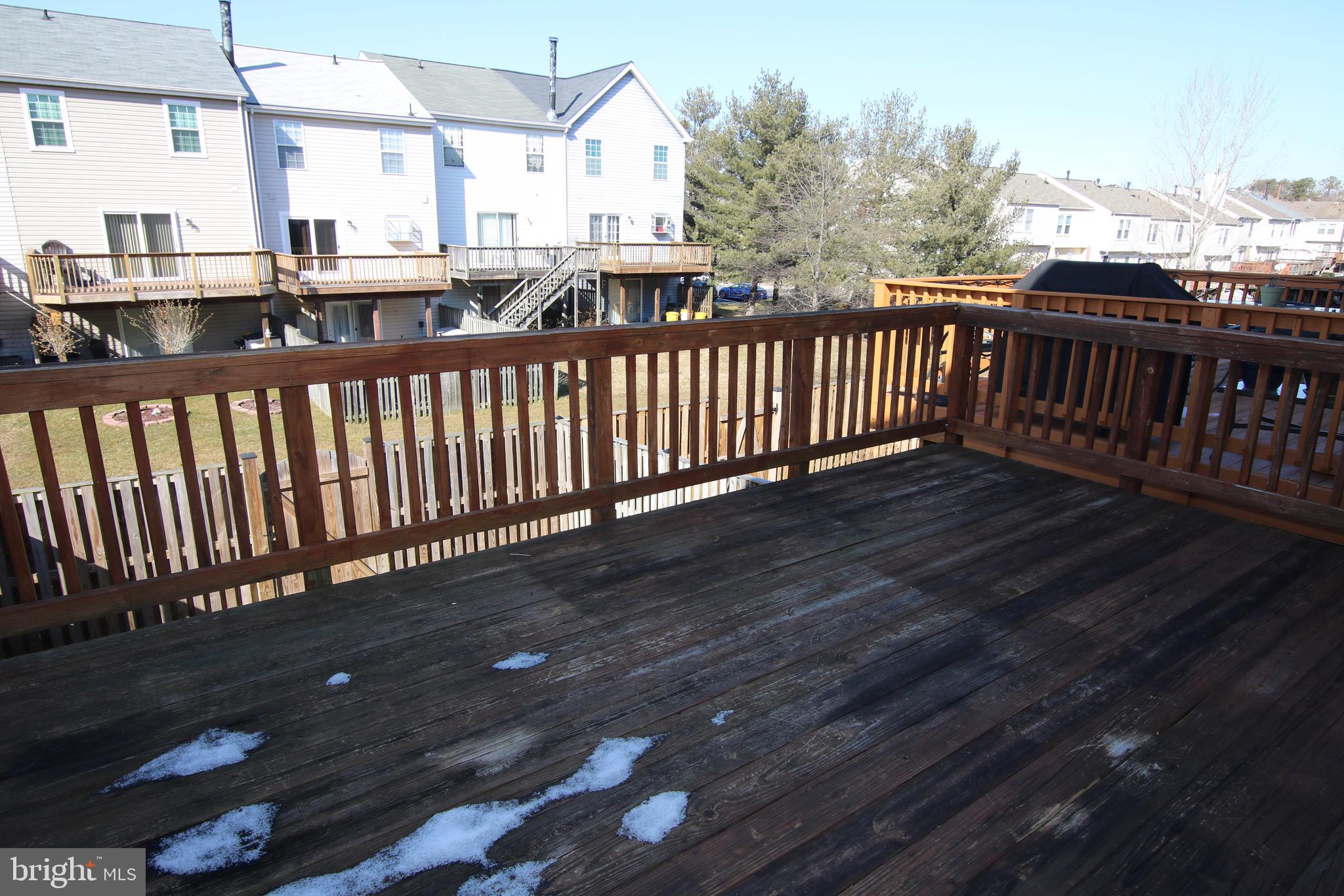 COURTS AT PINEY ORCHARD - Residential