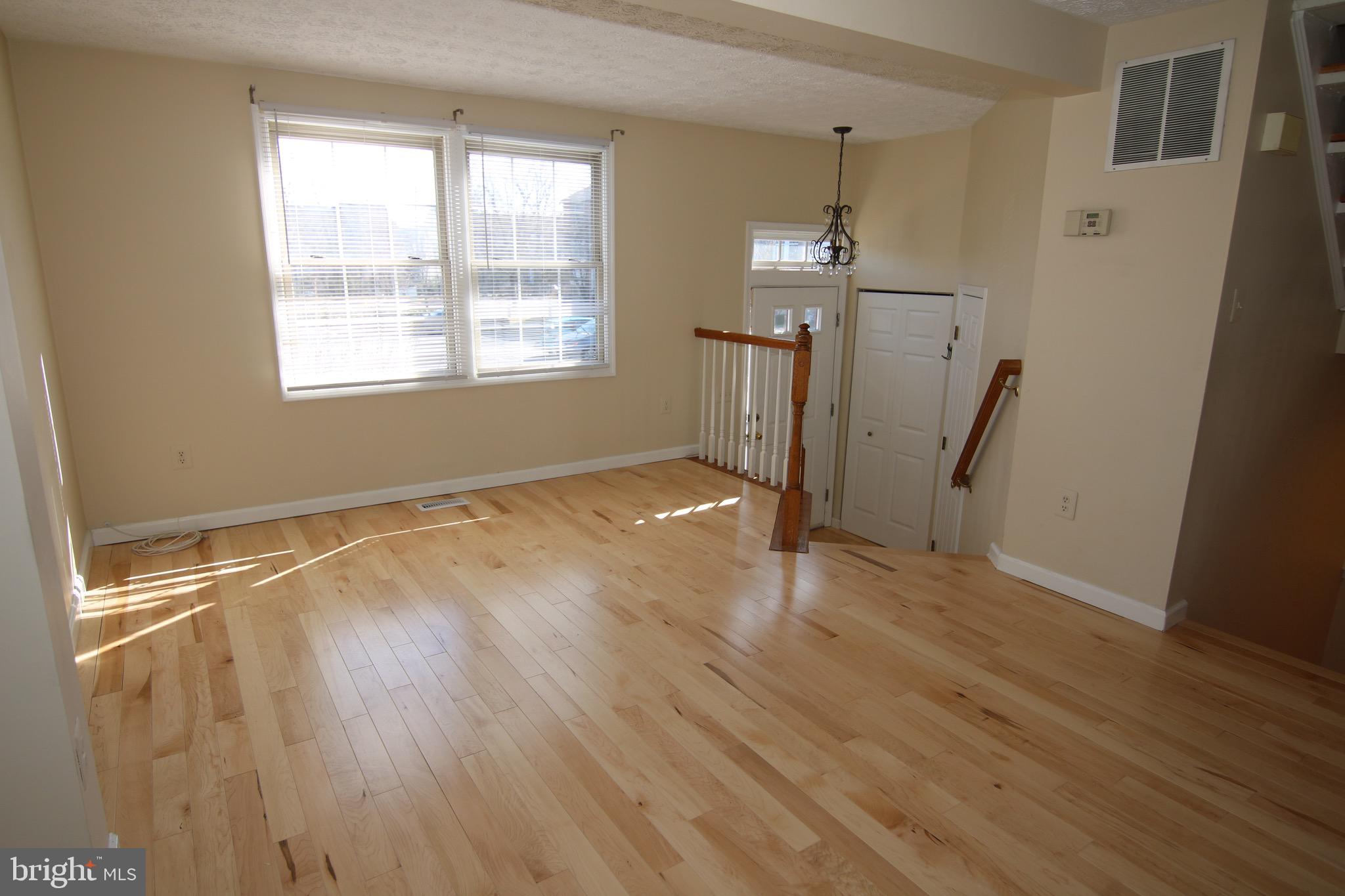 COURTS AT PINEY ORCHARD - Residential