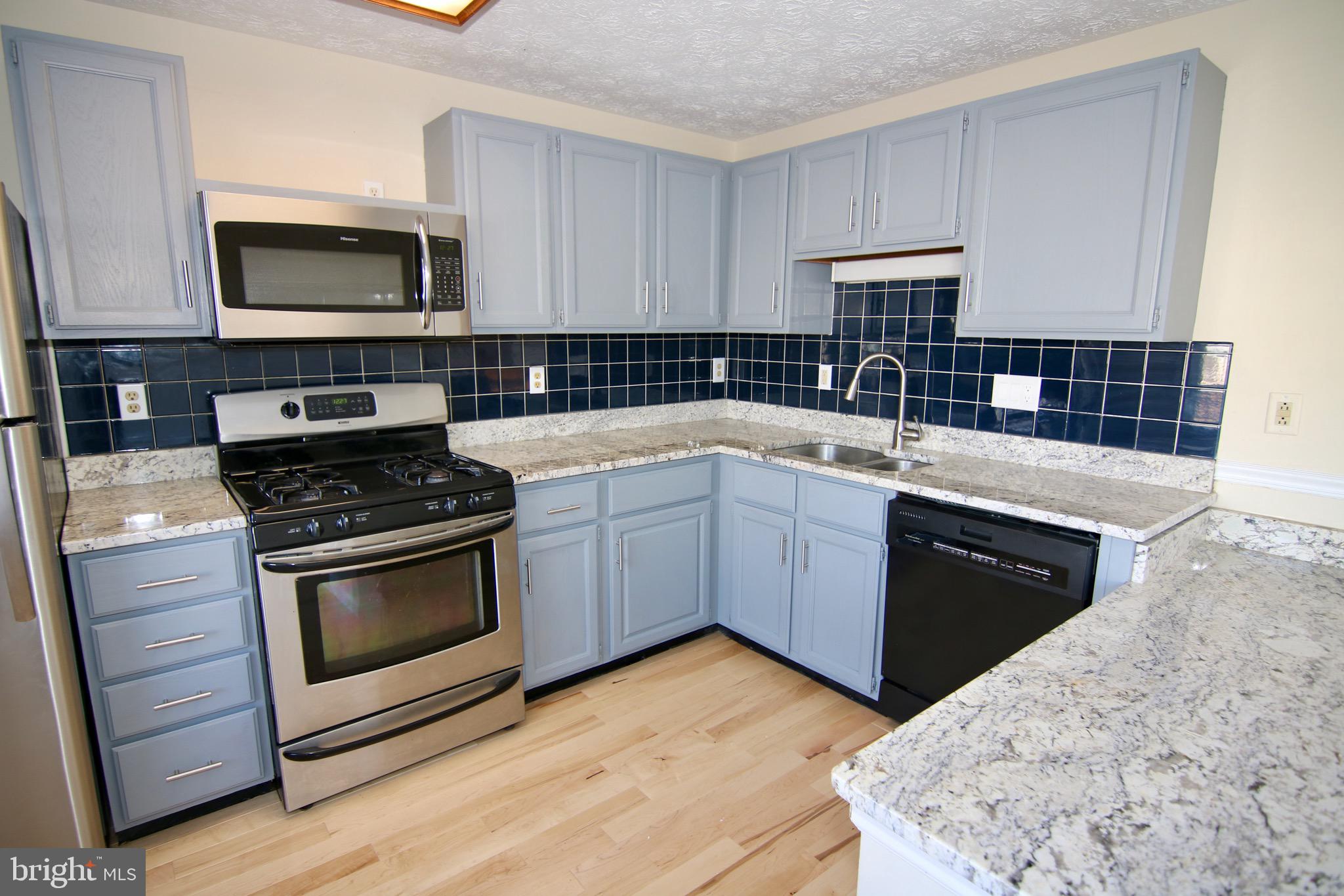 COURTS AT PINEY ORCHARD - Residential