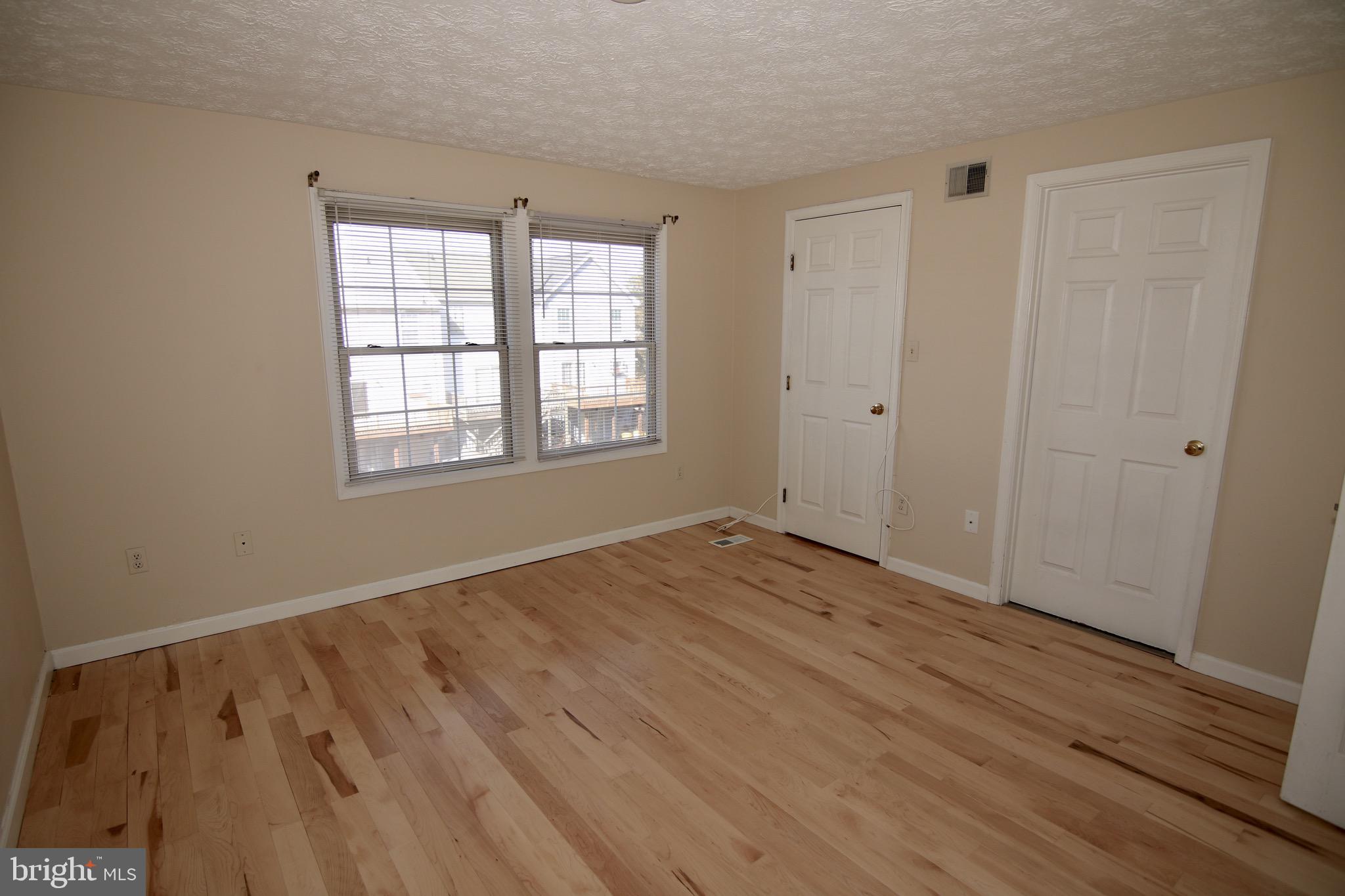 COURTS AT PINEY ORCHARD - Residential