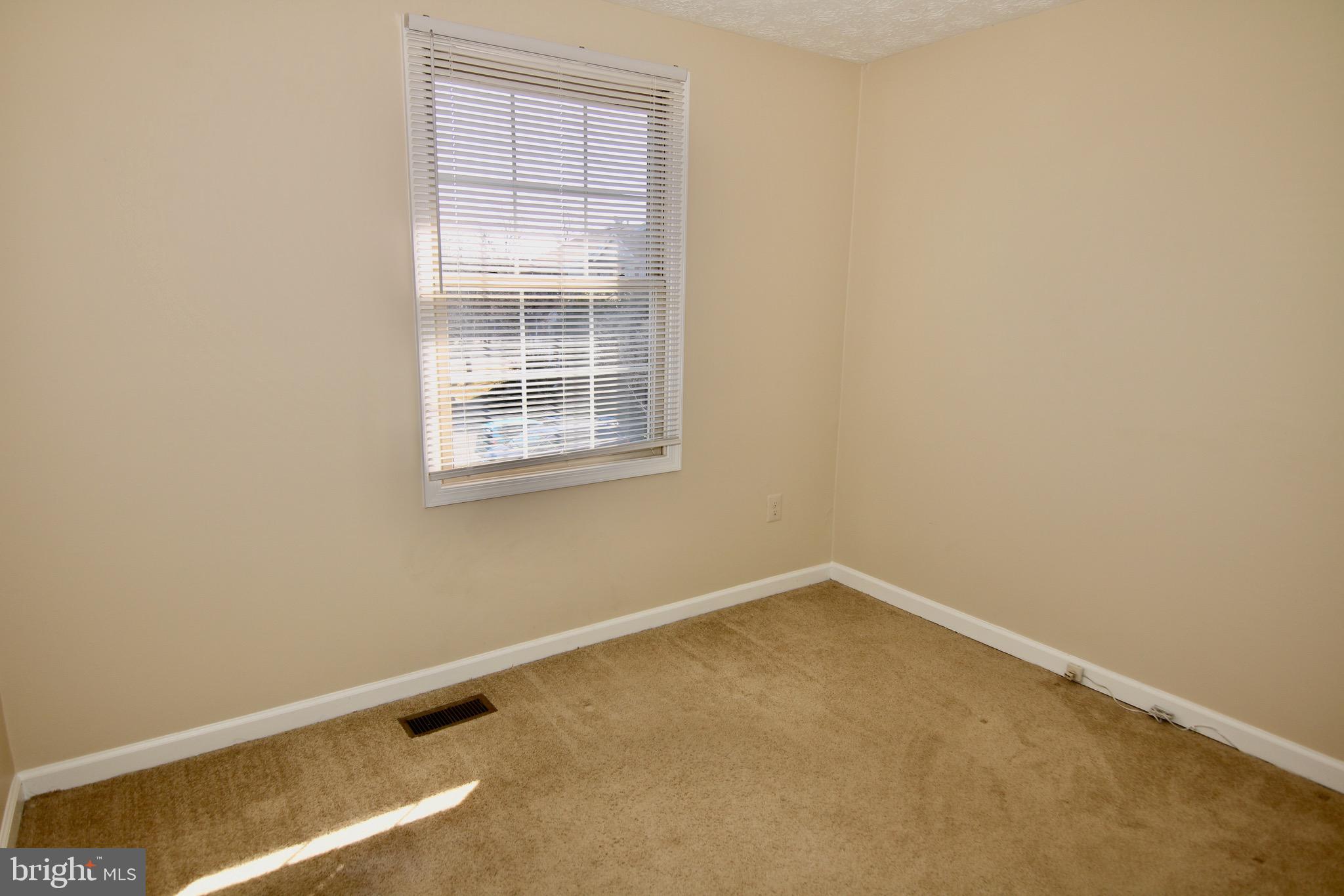 COURTS AT PINEY ORCHARD - Residential