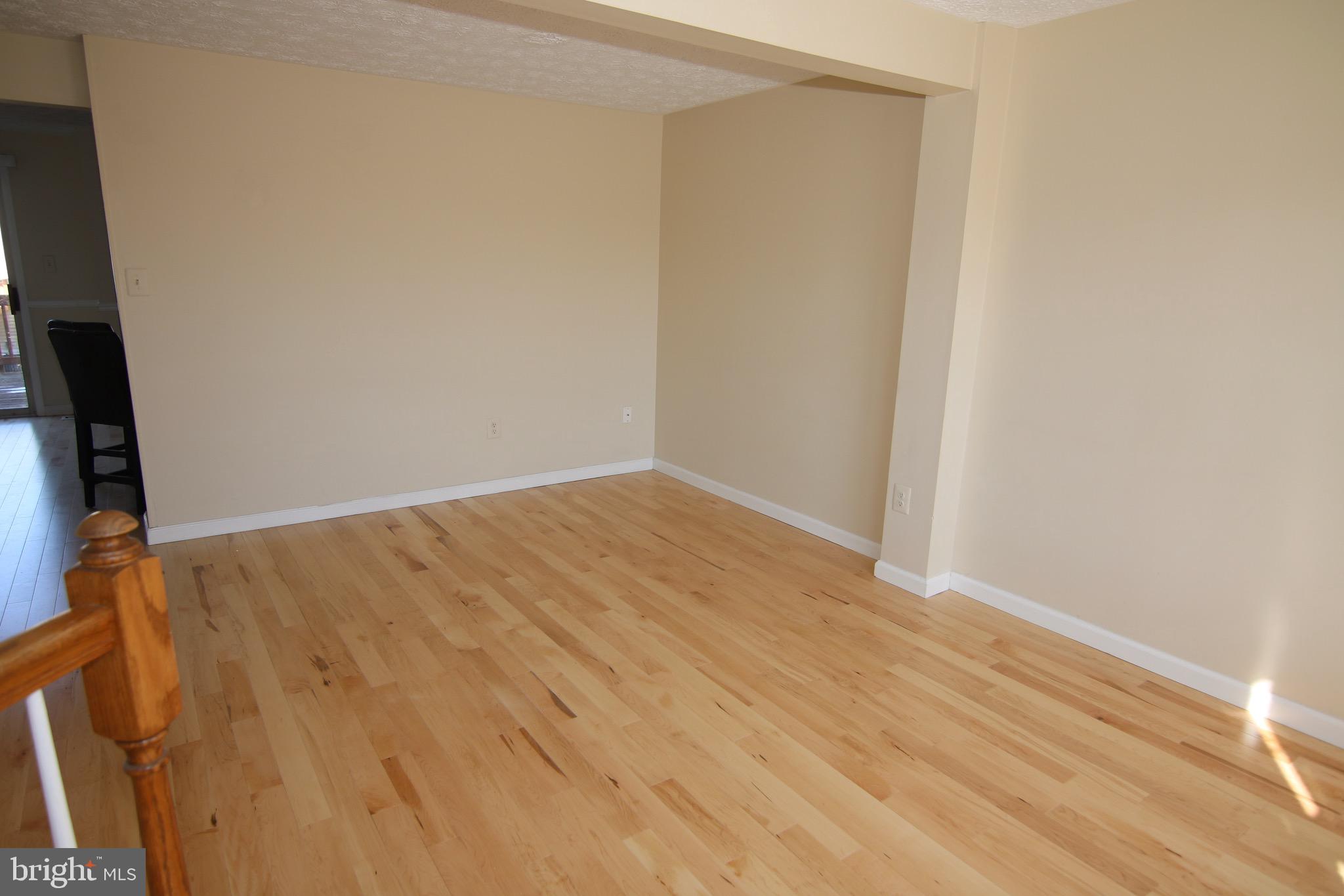 COURTS AT PINEY ORCHARD - Residential