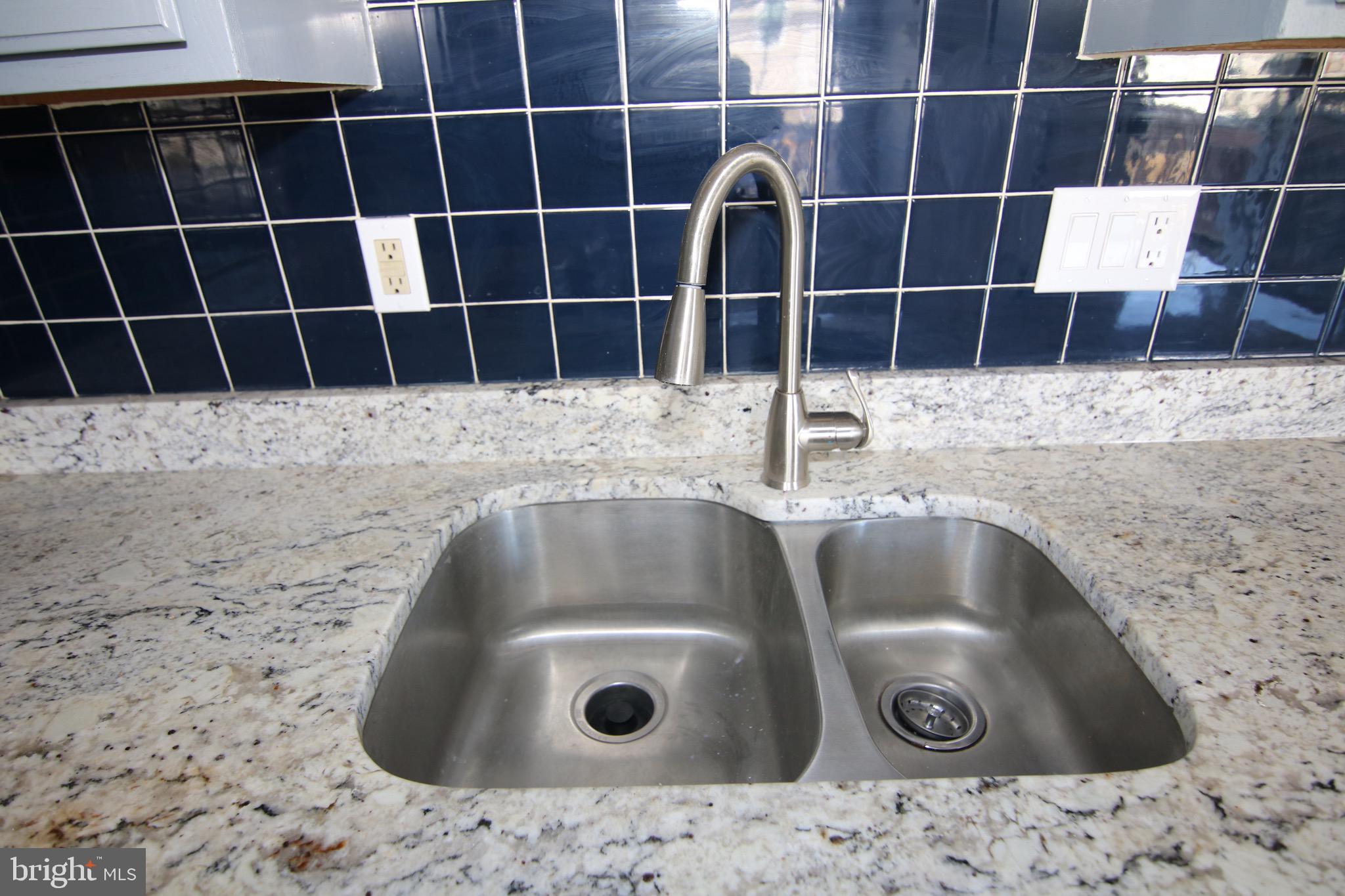 COURTS AT PINEY ORCHARD - Residential