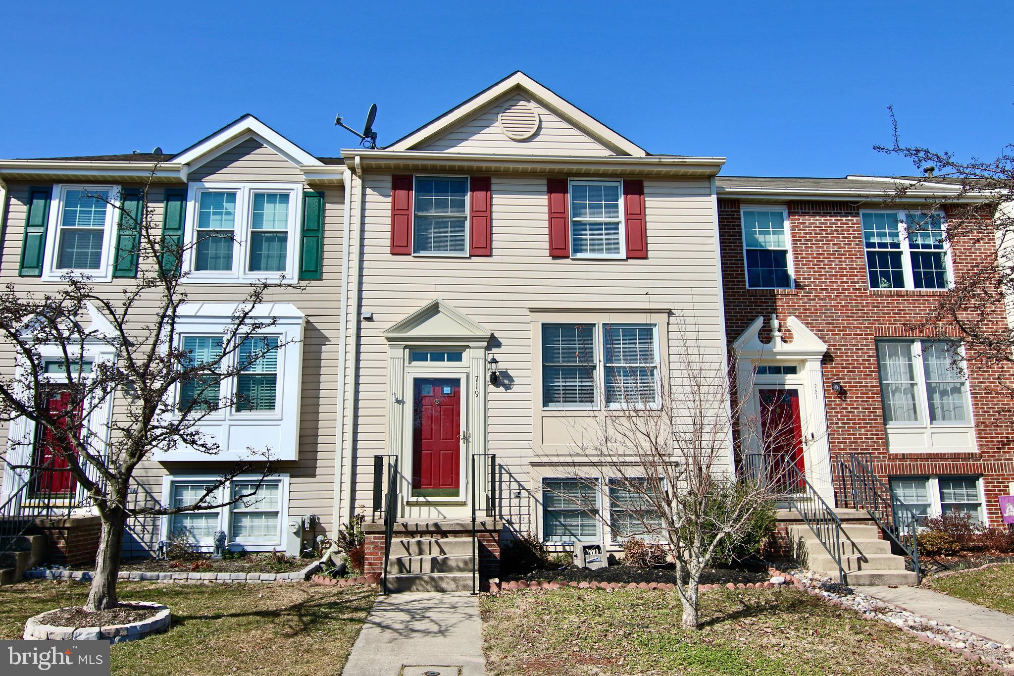 COURTS AT PINEY ORCHARD - Residential