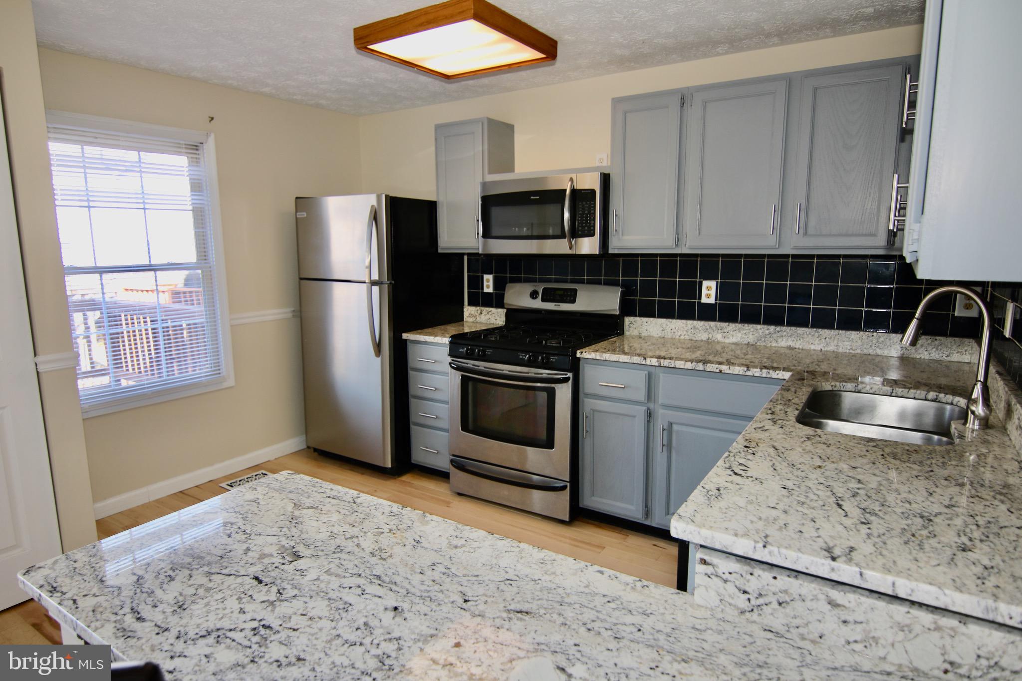 COURTS AT PINEY ORCHARD - Residential